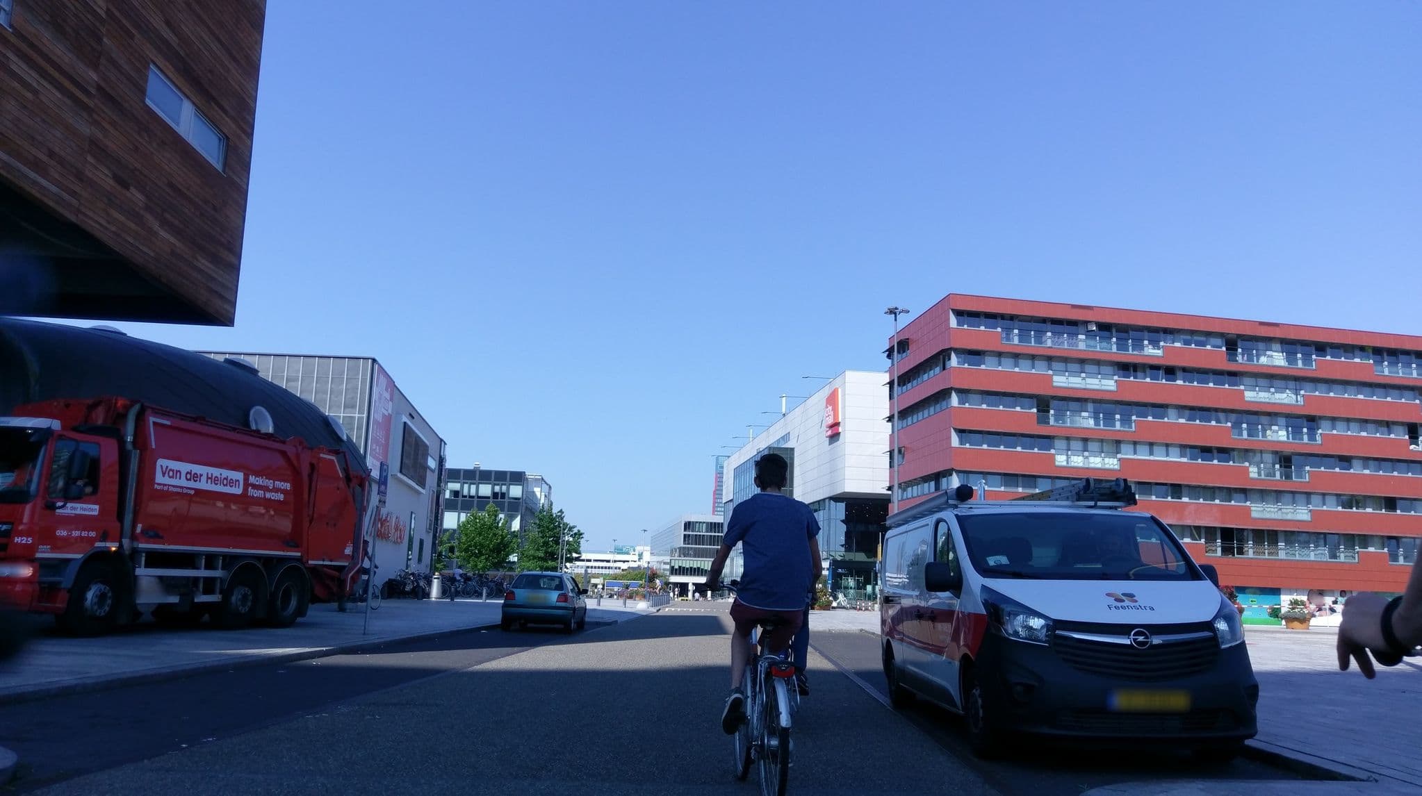 Street view near Leonardo Hotel, Almere Stad — © bramskebab (CC BY-SA · Mapillary)