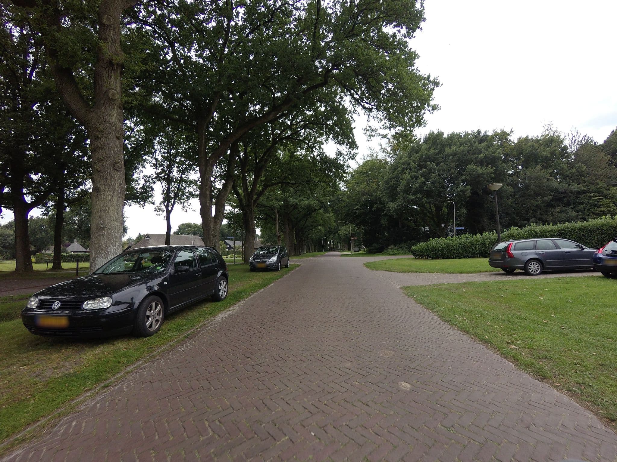 Street view near Groepsaccommodatie "Het Kasteel", Diever — © ankeric (CC BY-SA · Mapillary)
