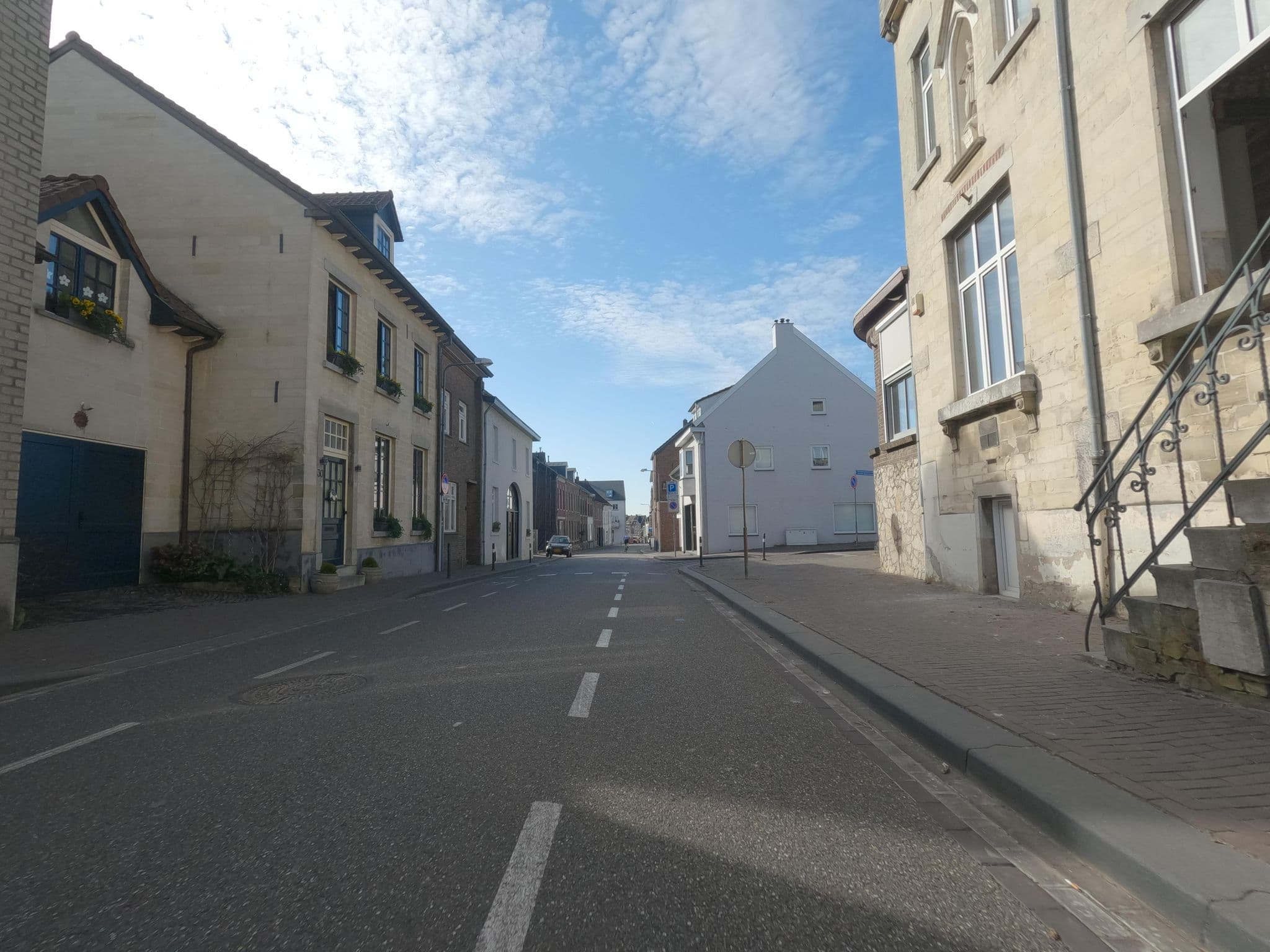Street view near Samsam, Meerssen — © hektor1989 (CC BY-SA · Mapillary)
