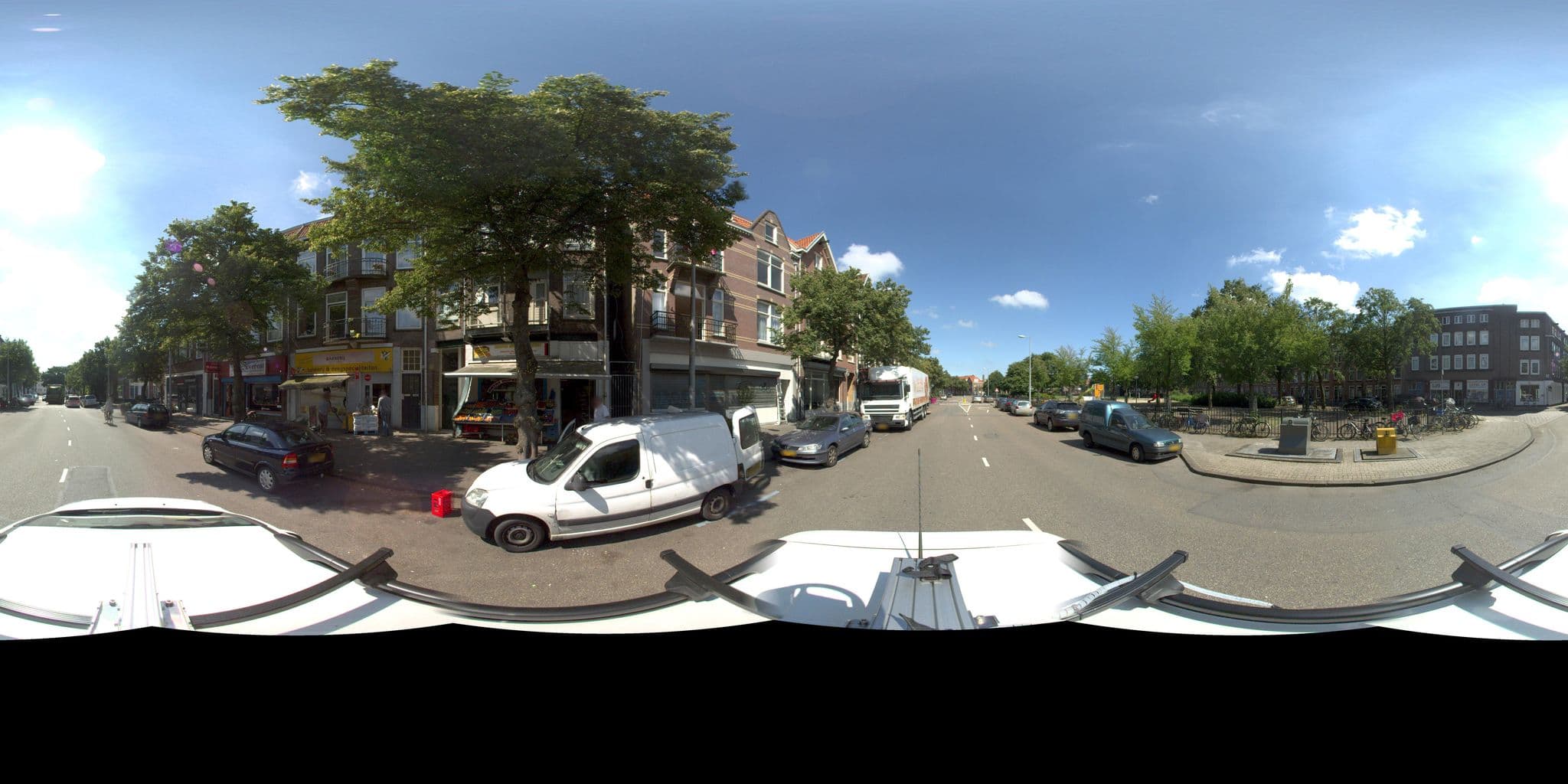 Street view near Hotel Isis, Amsterdam — © amsterdam (CC BY-SA · Mapillary)