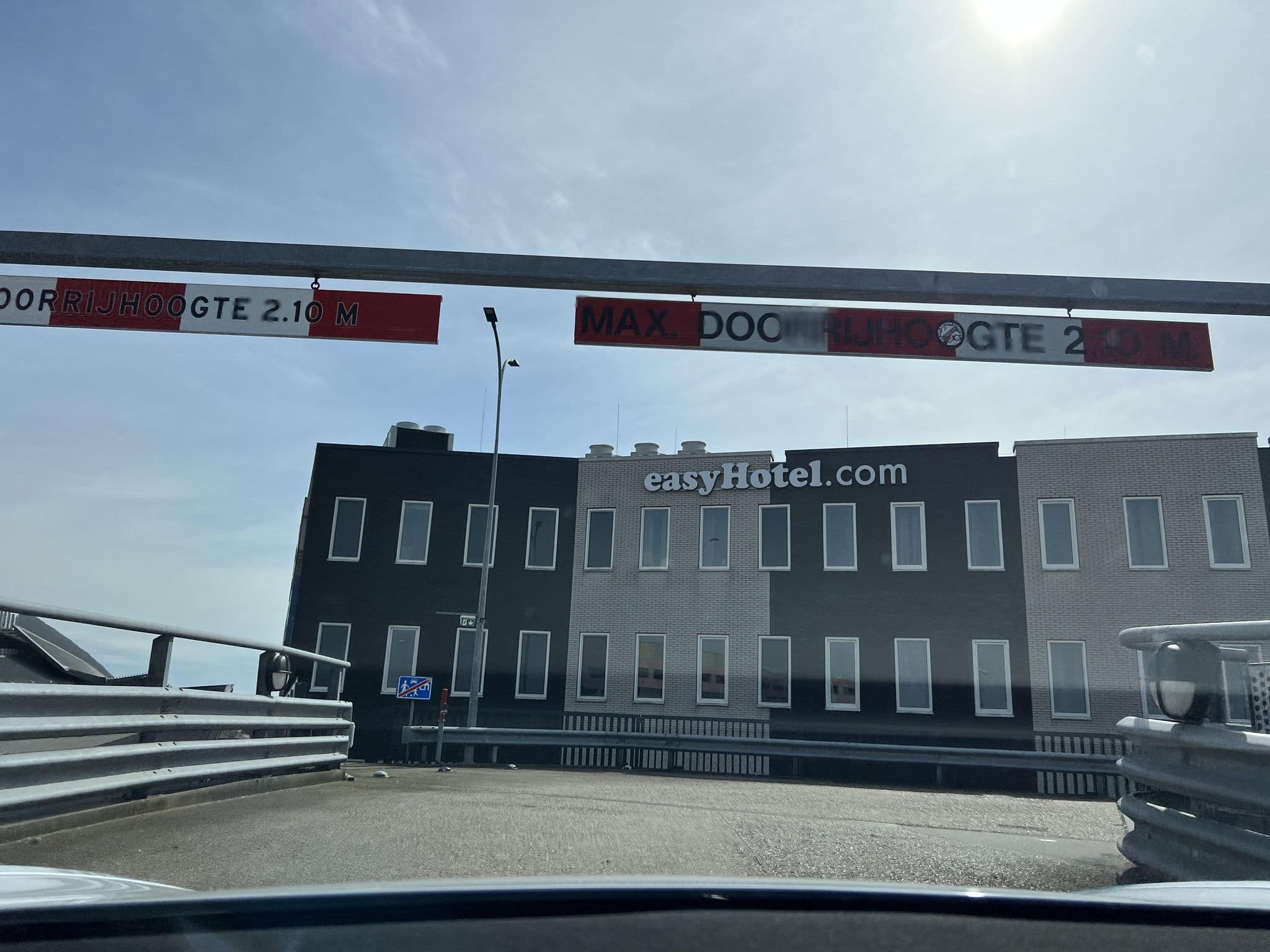 Street view near easyHotel Amsterdam Arena Boulevard, Duivendrecht — © ottor (CC BY-SA · Mapillary)