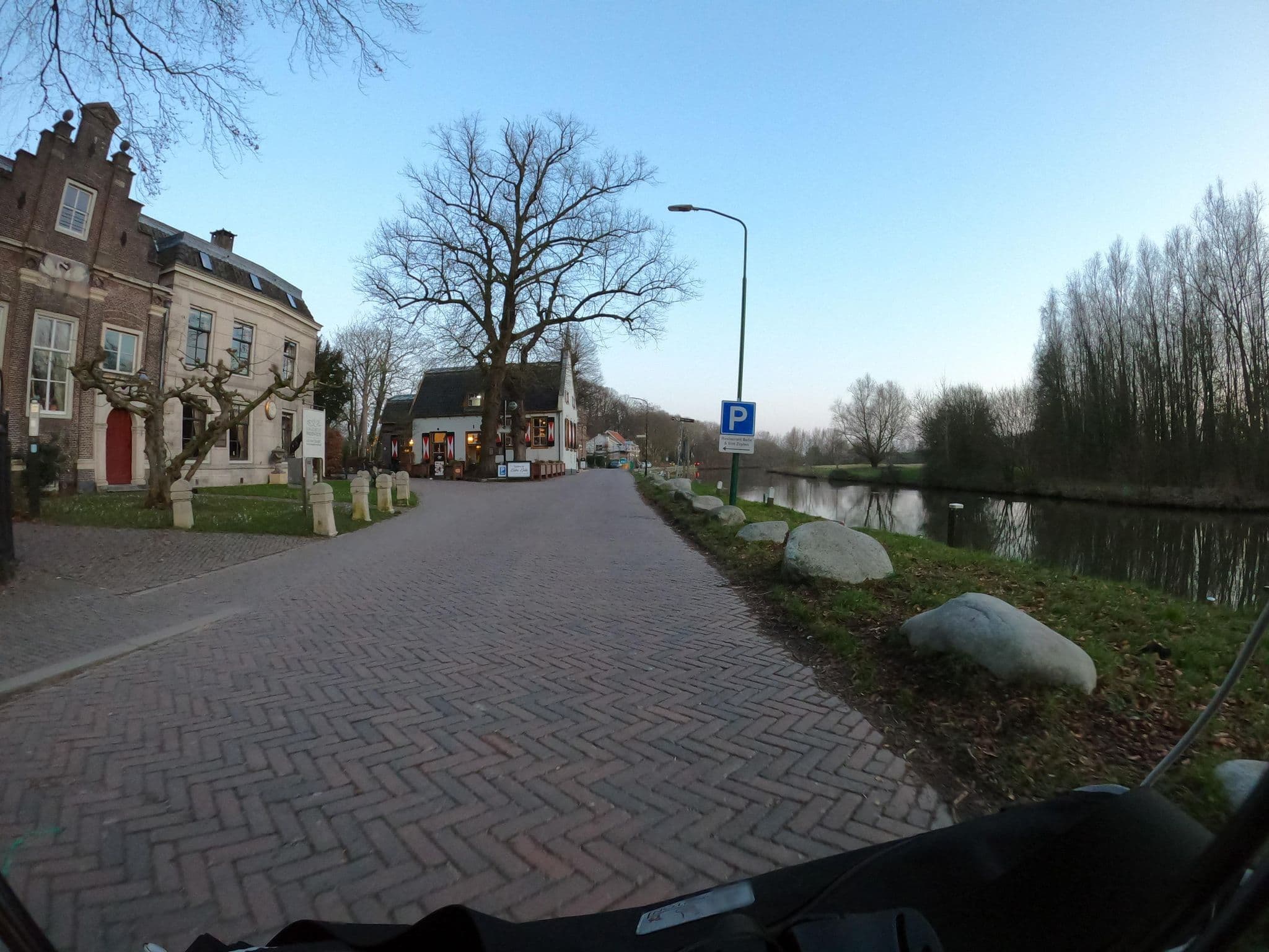 Street view near Logement Swaenenvecht, Op Buuren — © masterofnoroad (CC BY-SA · Mapillary)