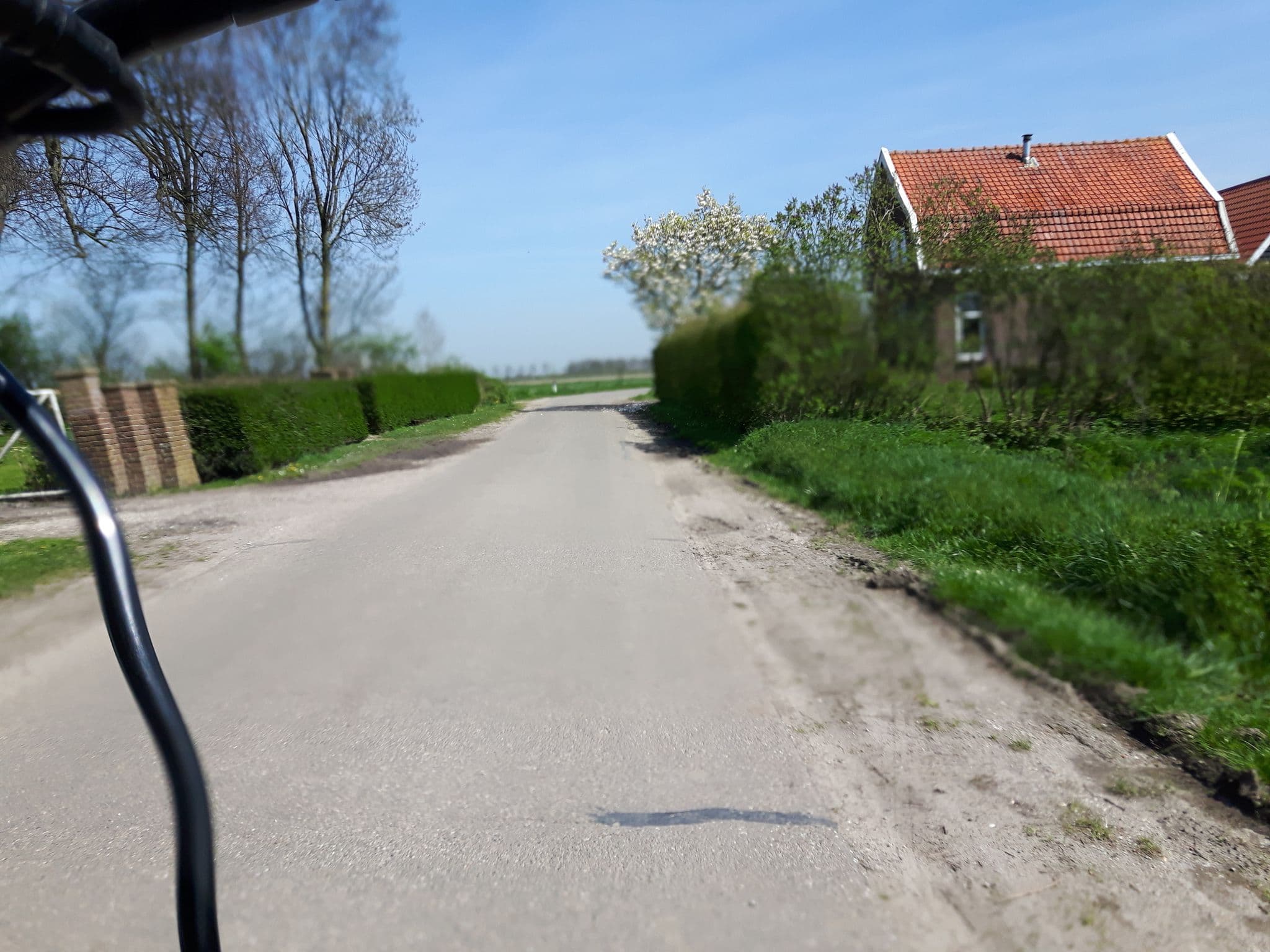 Street view near Op 't Hof Olmenstein, Kloetinge — © adverburg (CC BY-SA · Mapillary)