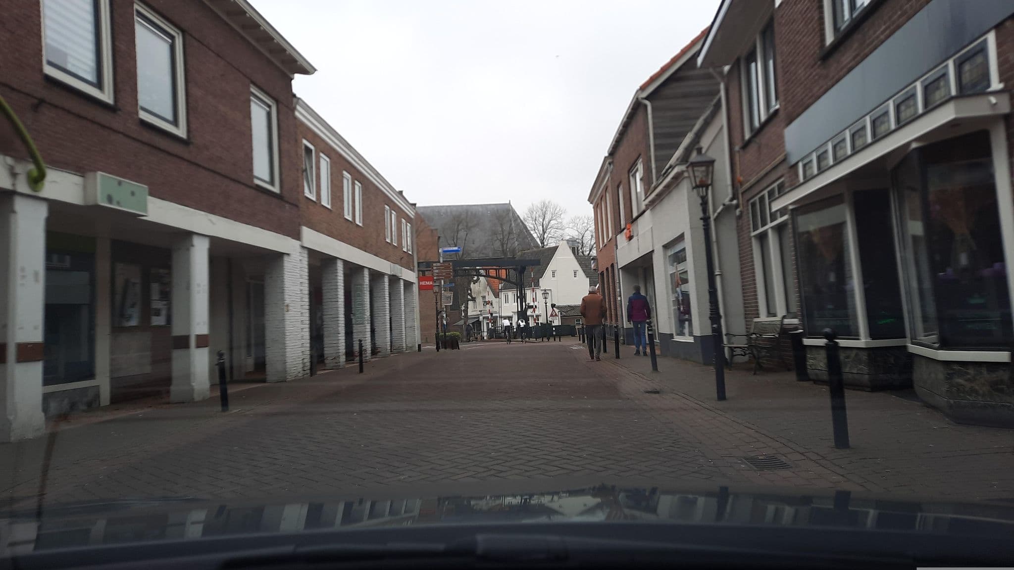 Street view near Hotel Cafe Restaurant Koekenbier, Abcoude — © Lowiekse (CC BY-SA · Mapillary)