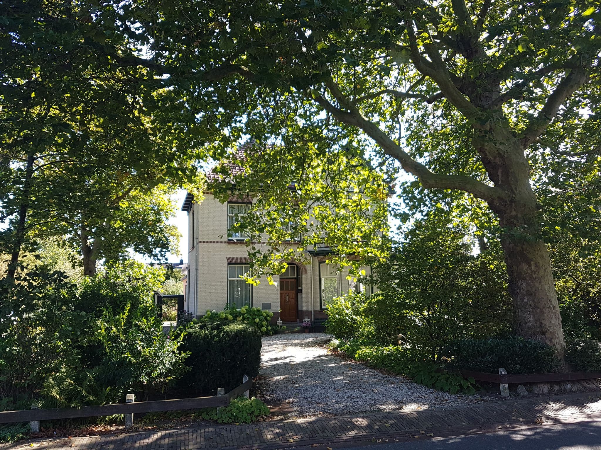 Street view near B&B Slapen bij de burgemeester, Sint Pancras — © it_s_so_funny (CC BY-SA · Mapillary)