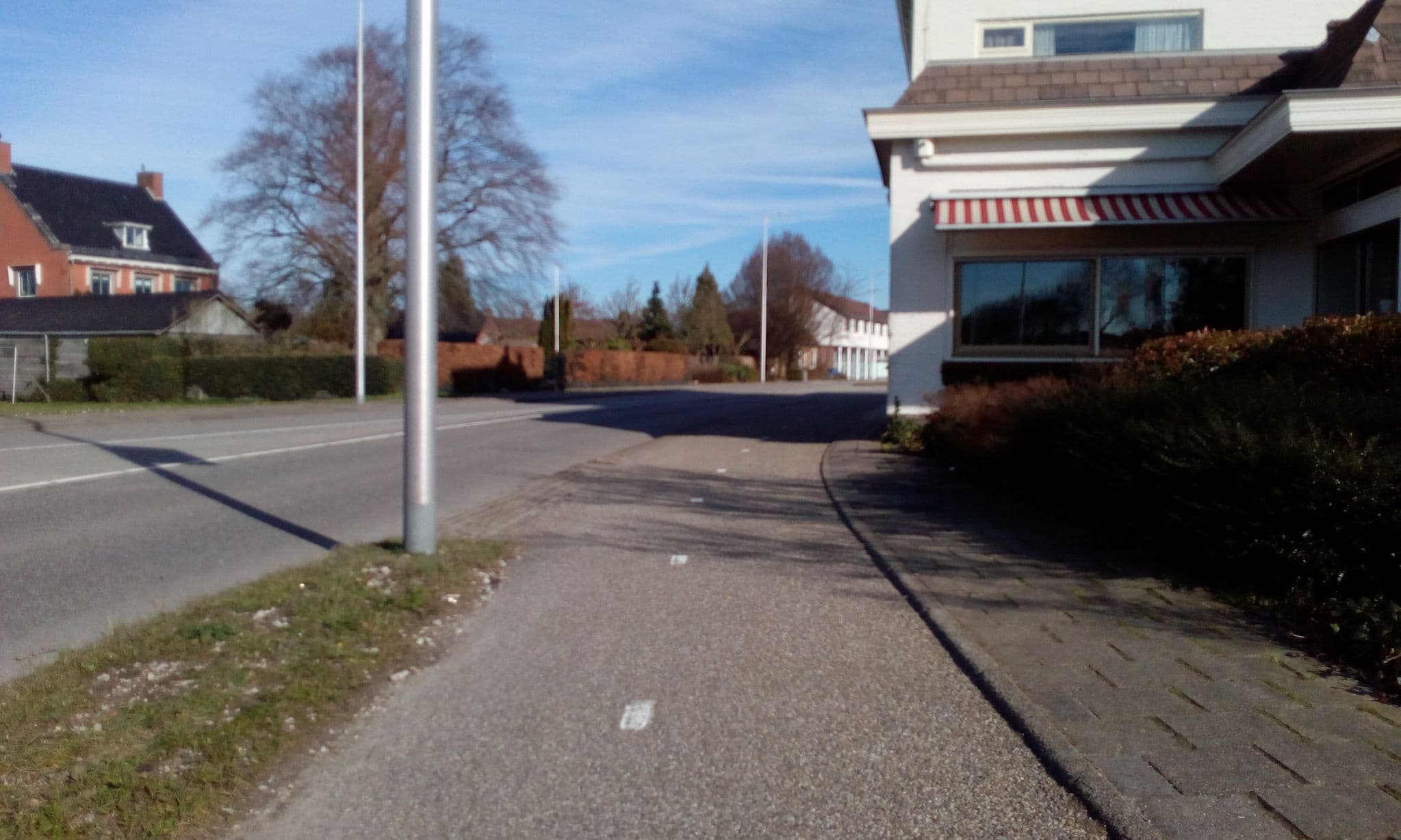 Street view near Van der Valk Avifauna, Alphen aan den Rijn — © micmin1972 (CC BY-SA · Mapillary)