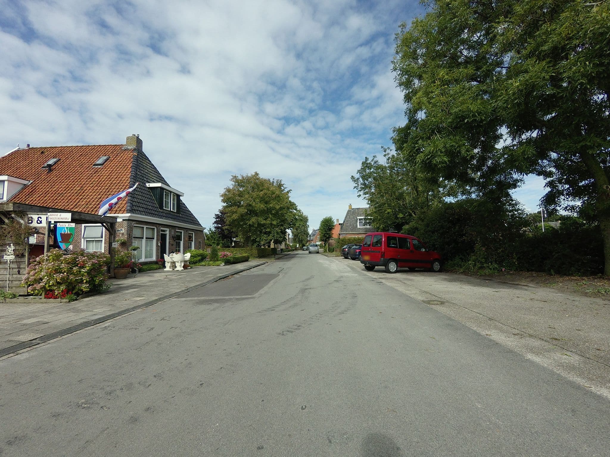 Street view near Pension 't Hert, Makkum — © ankeric (CC BY-SA · Mapillary)
