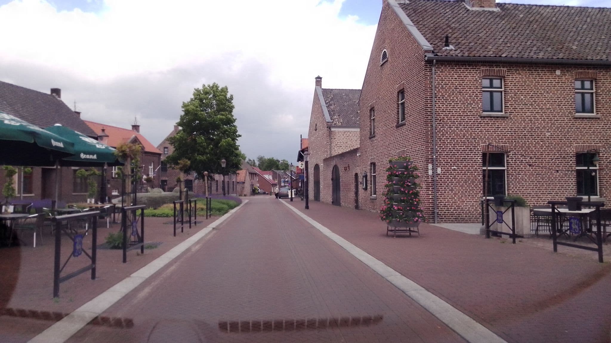 Street view near Herberg de Bongerd, Beesel — © joopjrvdl (CC BY-SA · Mapillary)