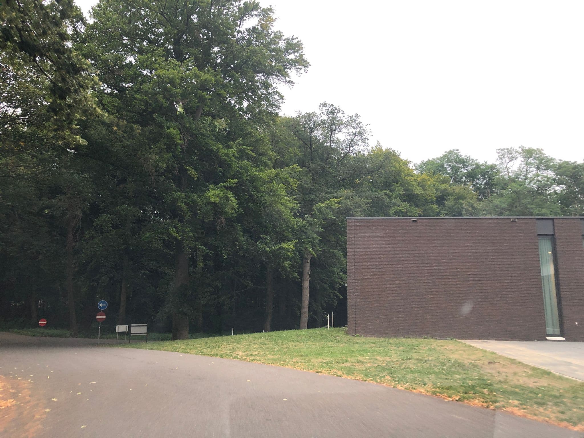 Street view near De Wageningsche Berg, Wageningen — © chuck (CC BY-SA · Mapillary)