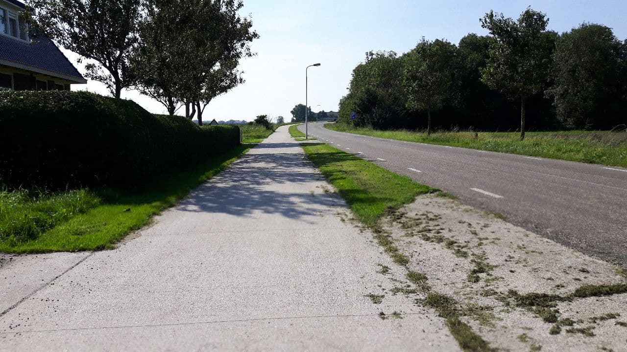 Street view near B&B De Stjelp, Franeker — © ankeric (CC BY-SA · Mapillary)