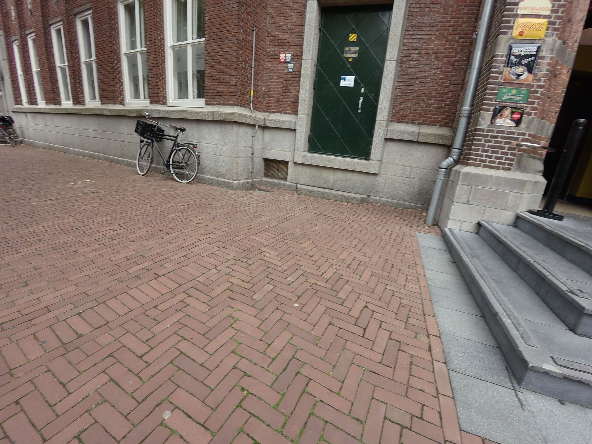 Street view near Vie Via, Hoek — © ankeric (CC BY-SA · Mapillary)
