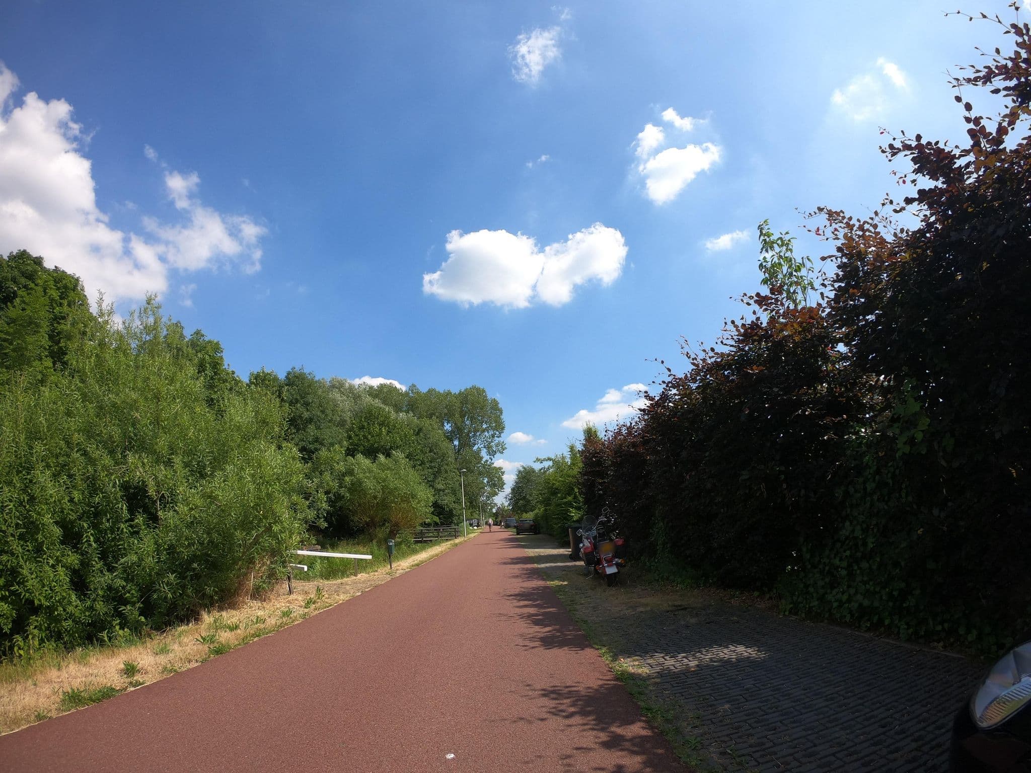 Street view near Houseboat Harmony, Op Buuren — © richlv (CC BY-SA · Mapillary)