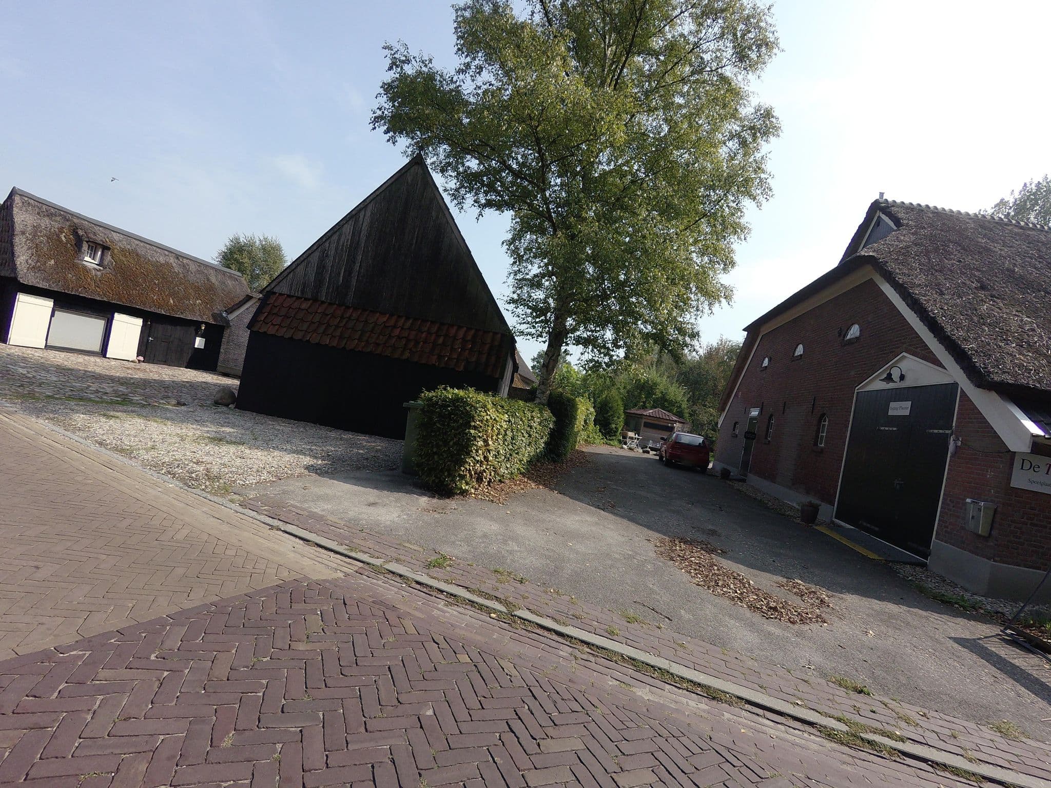 Street view near De Roestplaats, Rolde — © ankeric (CC BY-SA · Mapillary)