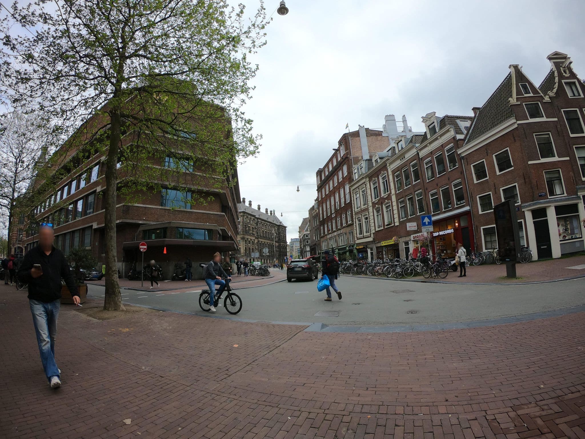 Street view near W, Amsterdam — © richlv (CC BY-SA · Mapillary)