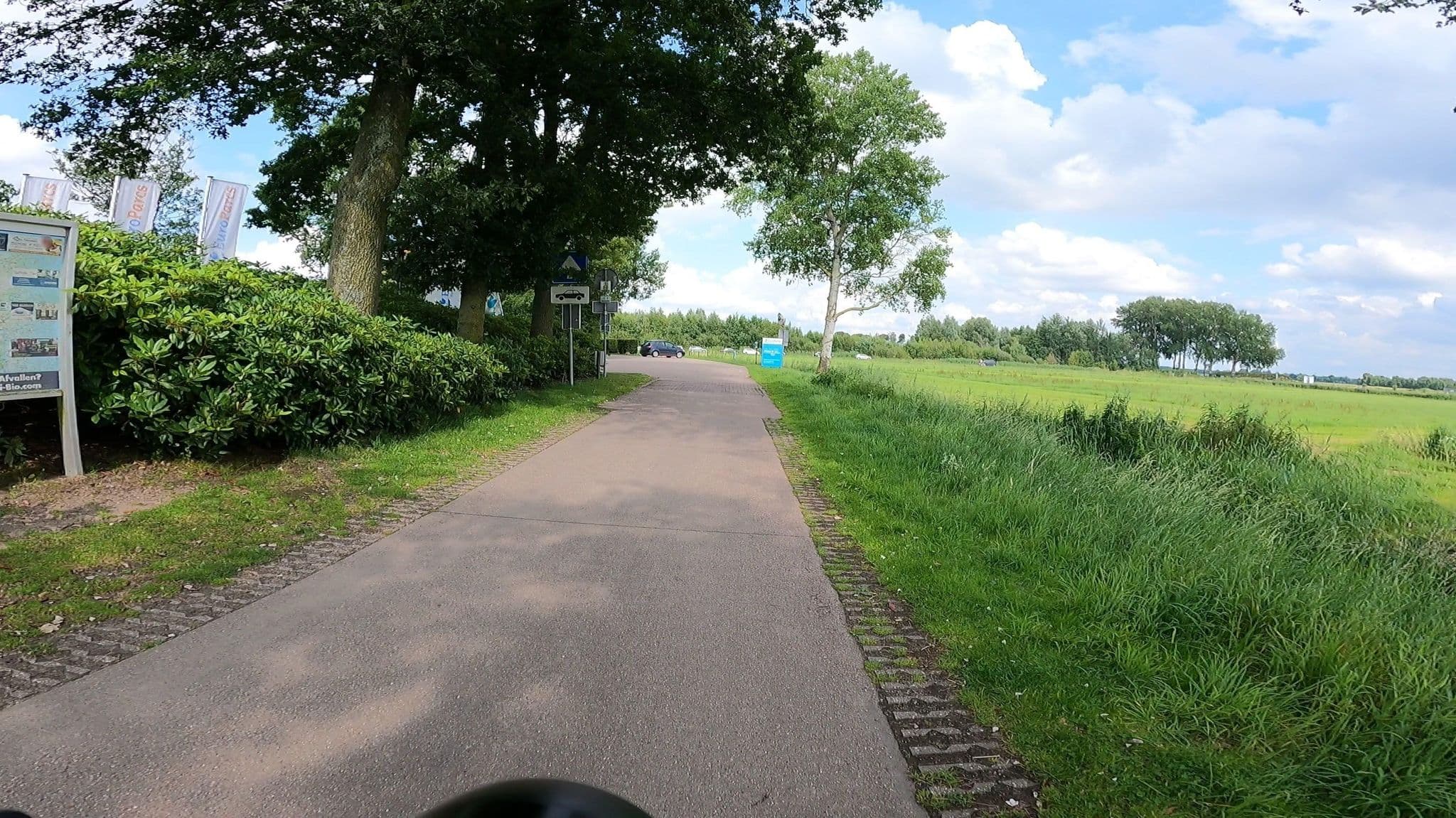 Street view near EuroParcs Bad Hoophuizen, Hierden — © thewizard (CC BY-SA · Mapillary)