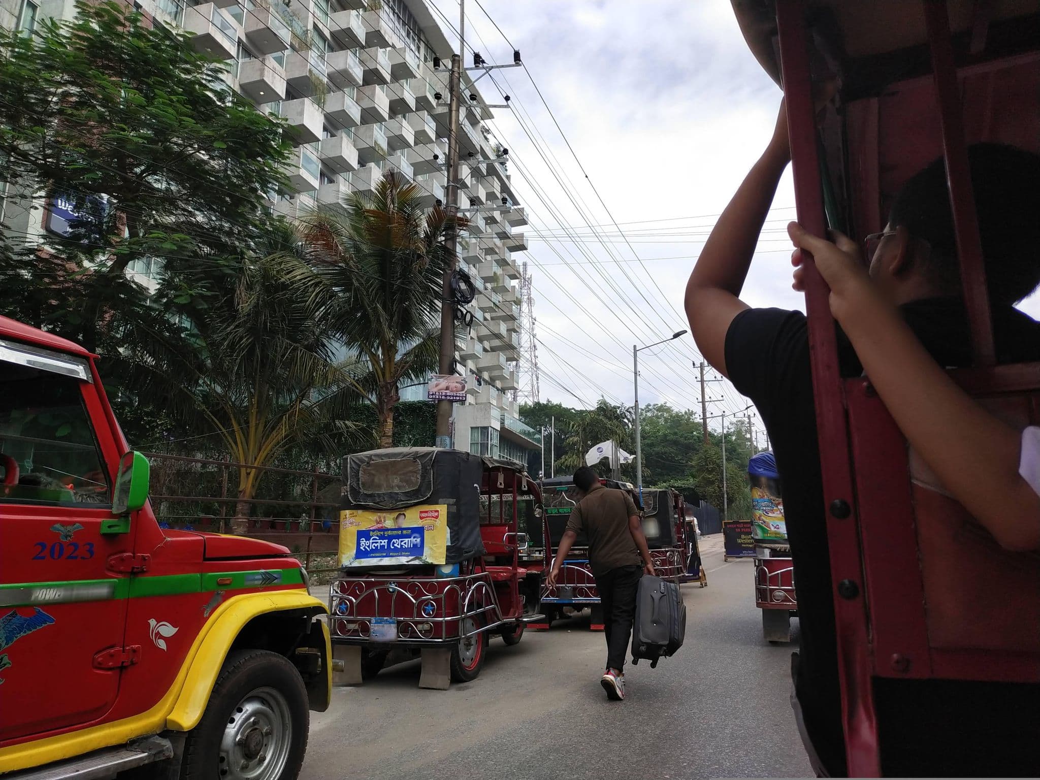 Street view near Best Western Plus Heritage, Cox’s Bāzār — © tayefbarikoi (CC BY-SA · Mapillary)