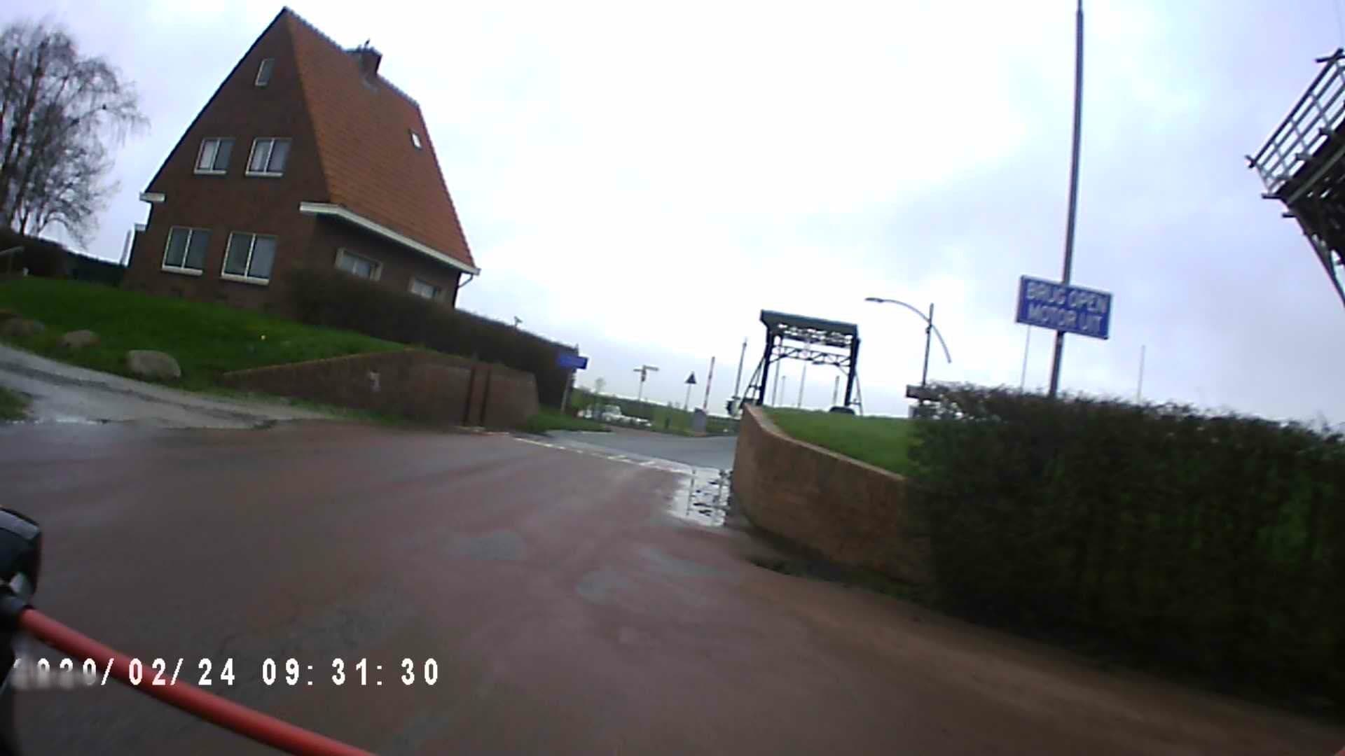 Street view near B&B Brugwachtershuis Hammingh, Winsum — © ezinge (CC BY-SA · Mapillary)