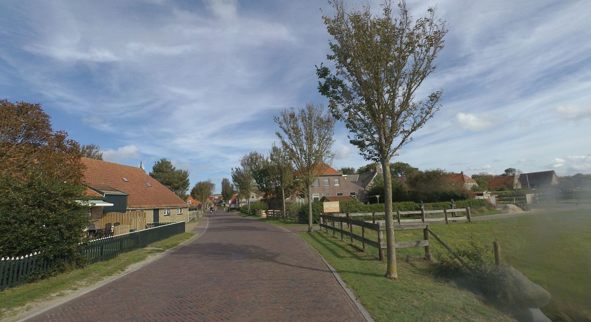 Street view near Kampeerboerderij de Westhoek, Nes — © schulf (CC BY-SA · Mapillary)