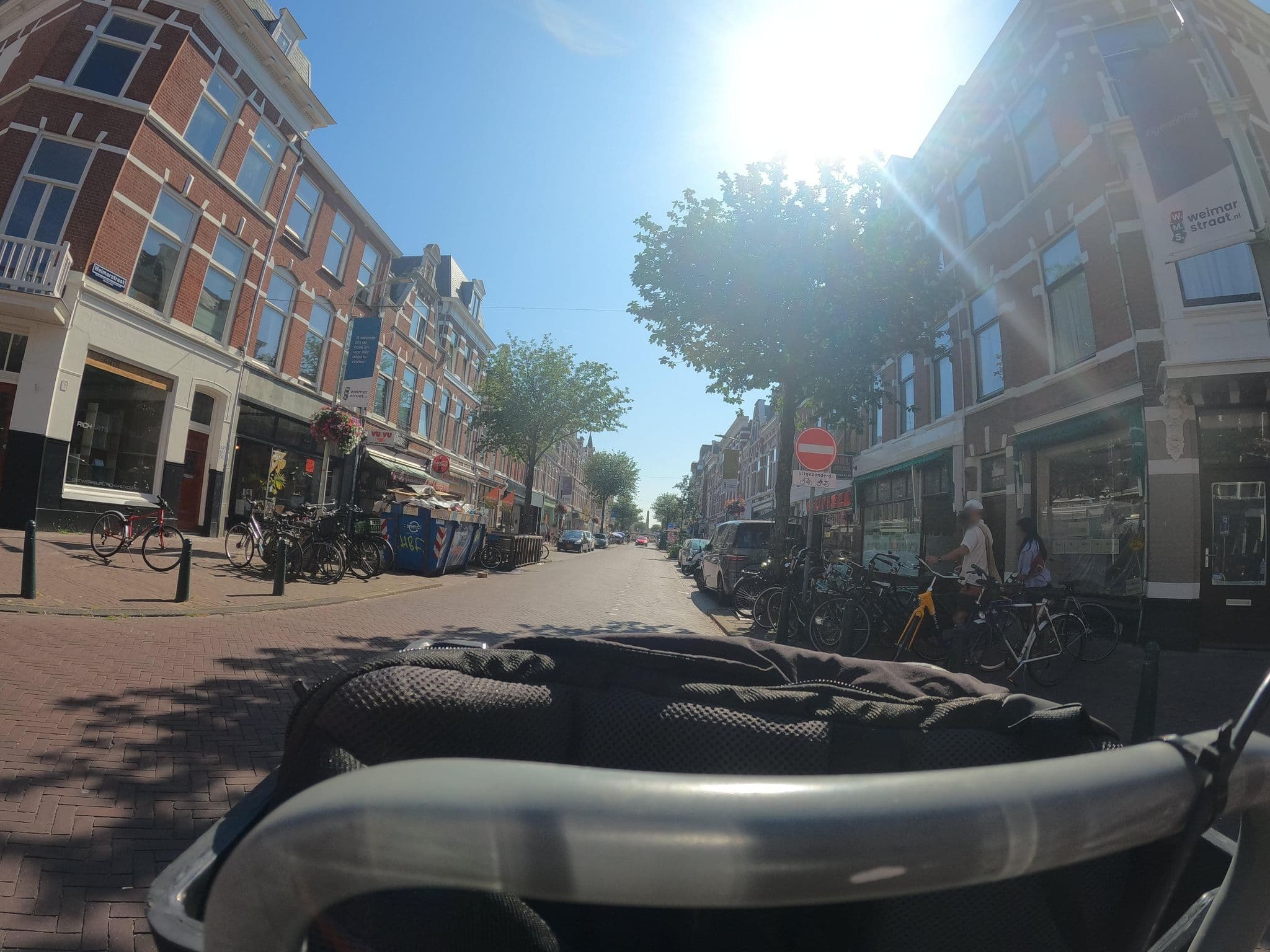 Street view near bent, The Hague — © ofalvai (CC BY-SA · Mapillary)