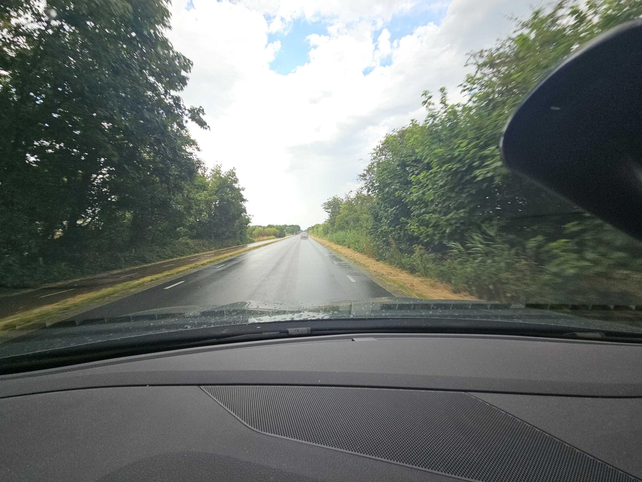 Street view near Westdorp Limousin Texel, De Koog — © toho (CC BY-SA · Mapillary)