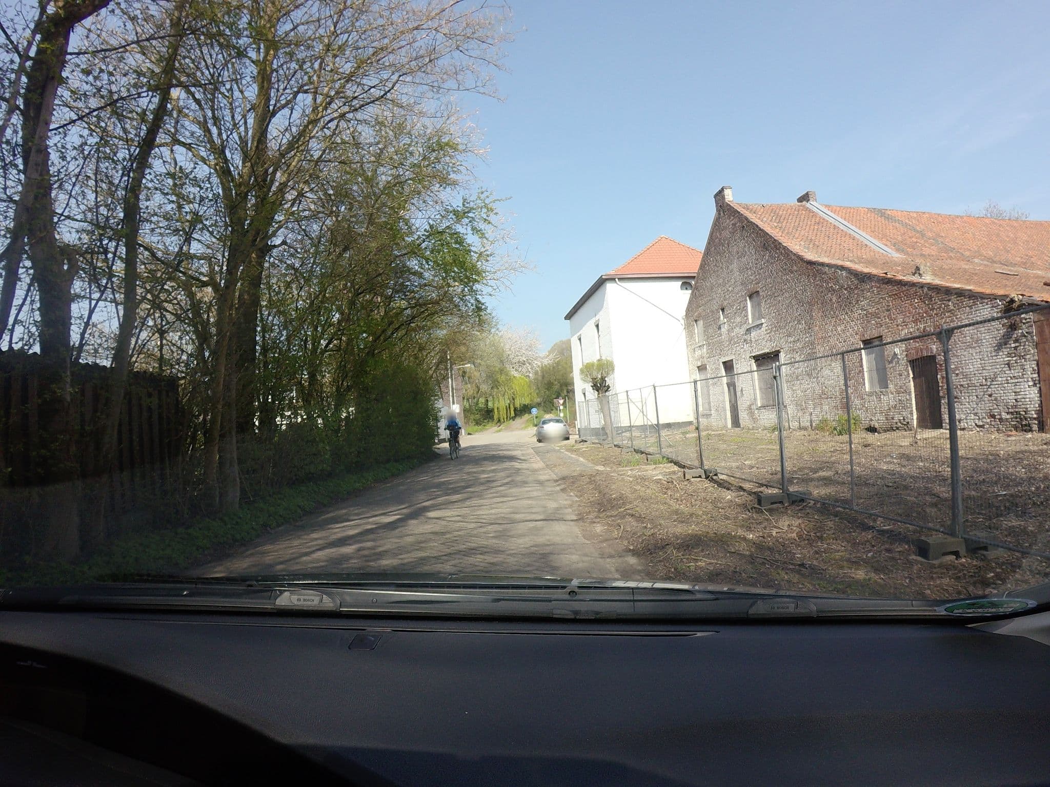 Street view near Vakantiewoningen De Biesenberg, Meerssen — © madel (CC BY-SA · Mapillary)