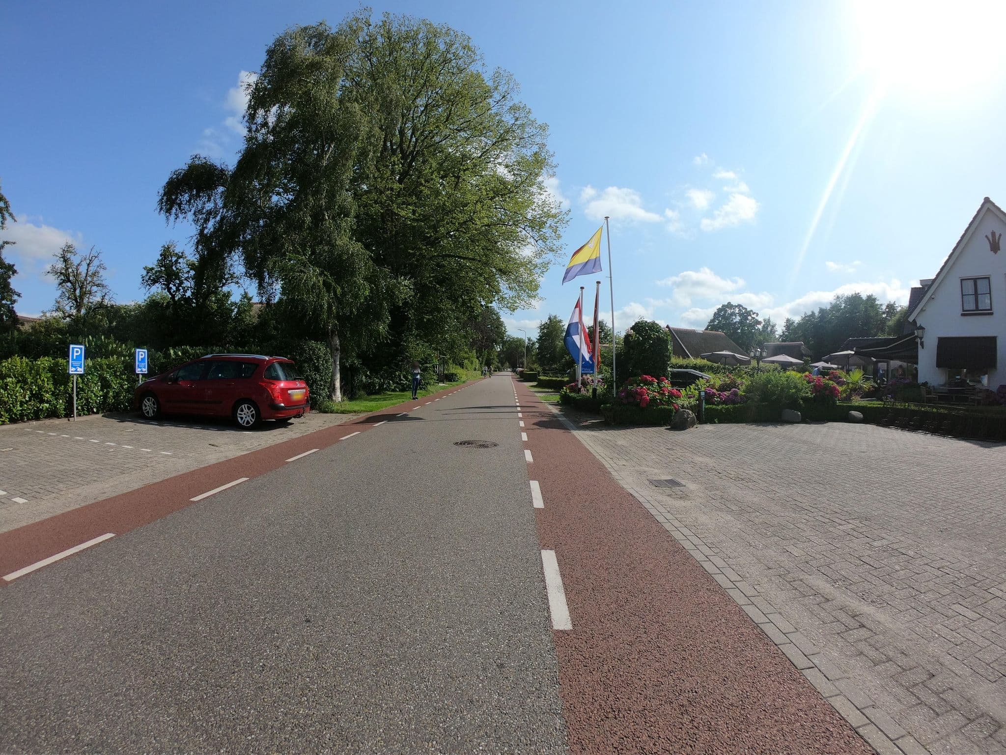 Street view near de dames van de Jonge, Giethoorn — © joostjakob (CC BY-SA · Mapillary)