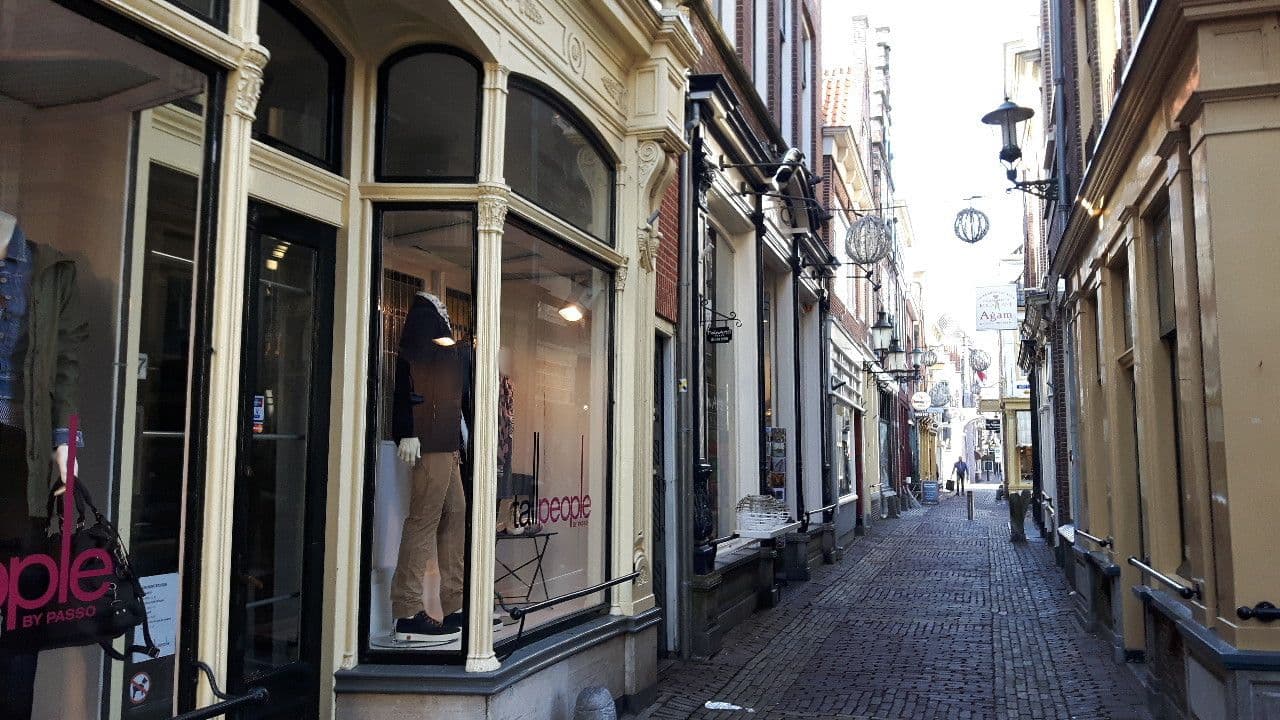 Street view near Luttik Boutique Hotel, Alkmaar — © ankeric (CC BY-SA · Mapillary)