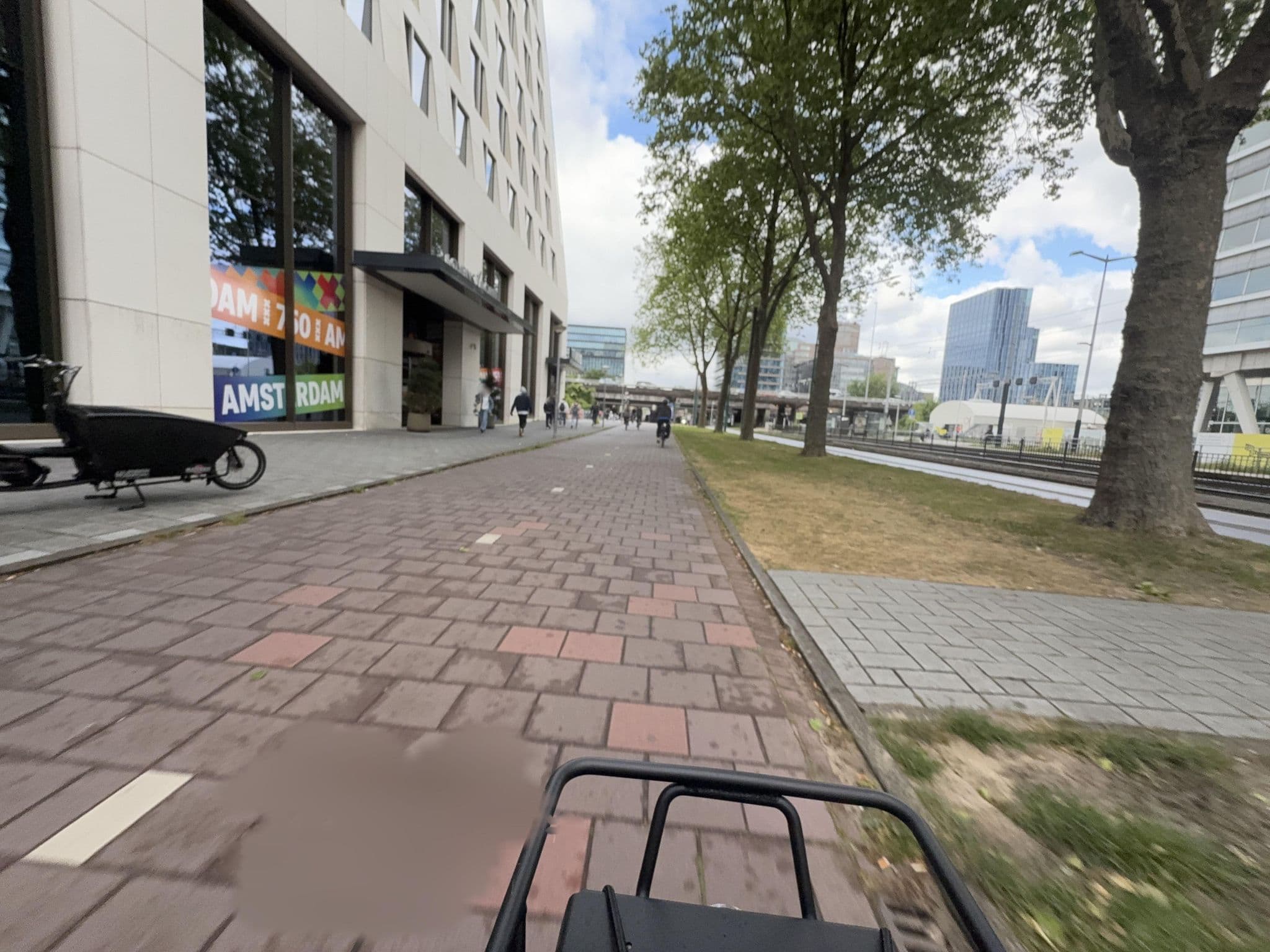 Street view near Premier Suites Plus, Amstelveen — © ottor (CC BY-SA · Mapillary)