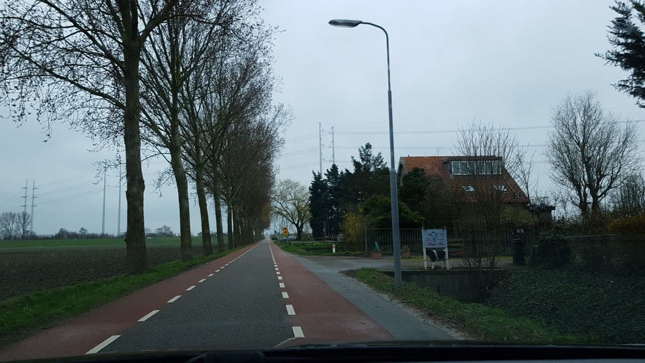 Street view near de Kaagse koe, Roelofarendsveen — © Lowiekse (CC BY-SA · Mapillary)