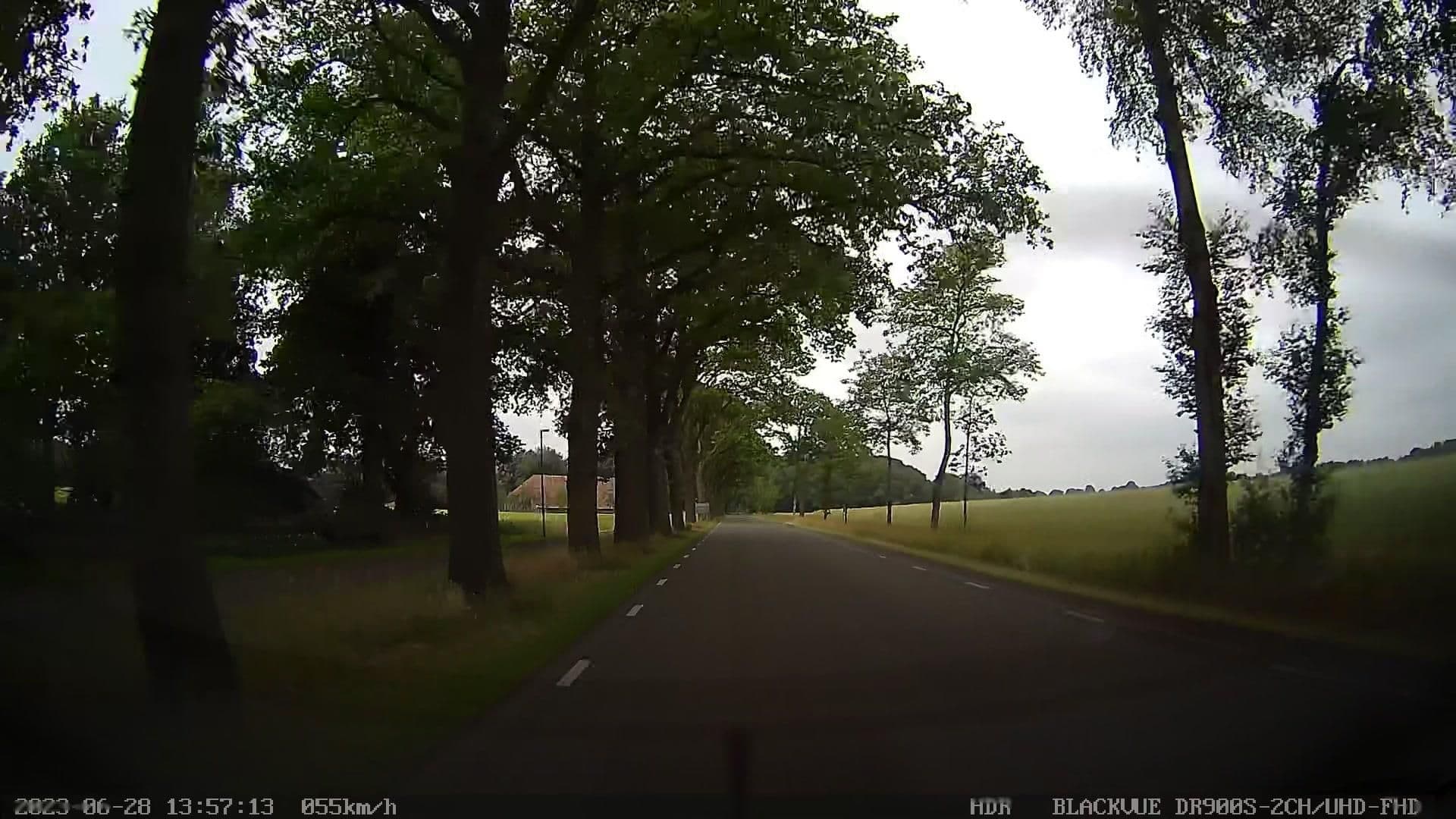 Street view near Bed and Breakfast 't Laudehuus, Sellingen — © madel (CC BY-SA · Mapillary)