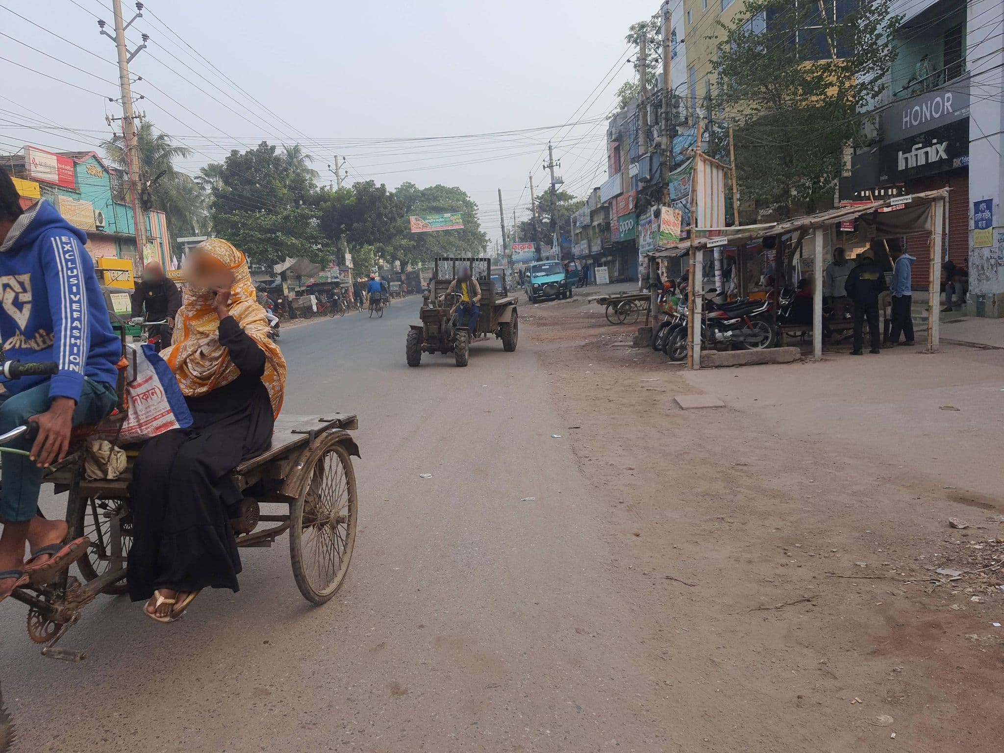 Street view near Hotel Abul Kashem, Sātkhira — © SamsulArafin (CC BY-SA · Mapillary)