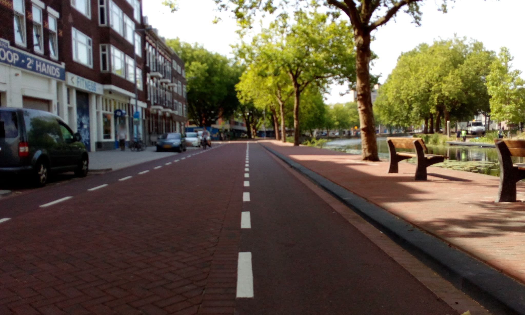 Street view near Man Met Bril Koffie Hotel, Rotterdam — © micmin1972 (CC BY-SA · Mapillary)