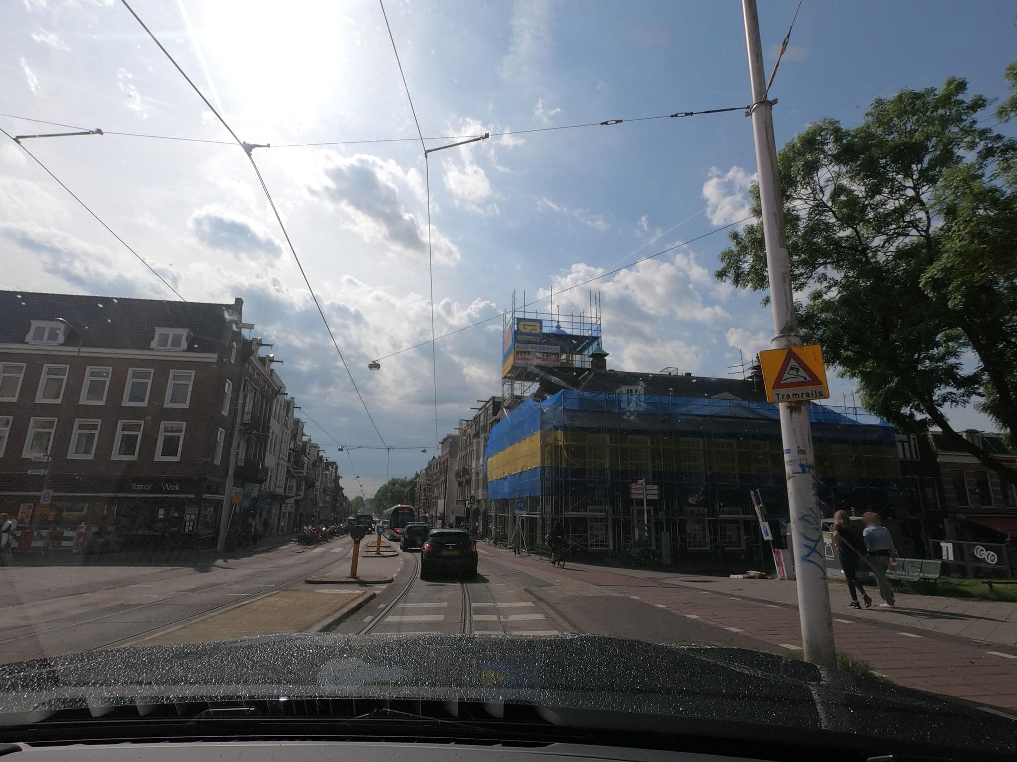 Street view near Bob W., Dapperbuurt — © frhh211 (CC BY-SA · Mapillary)