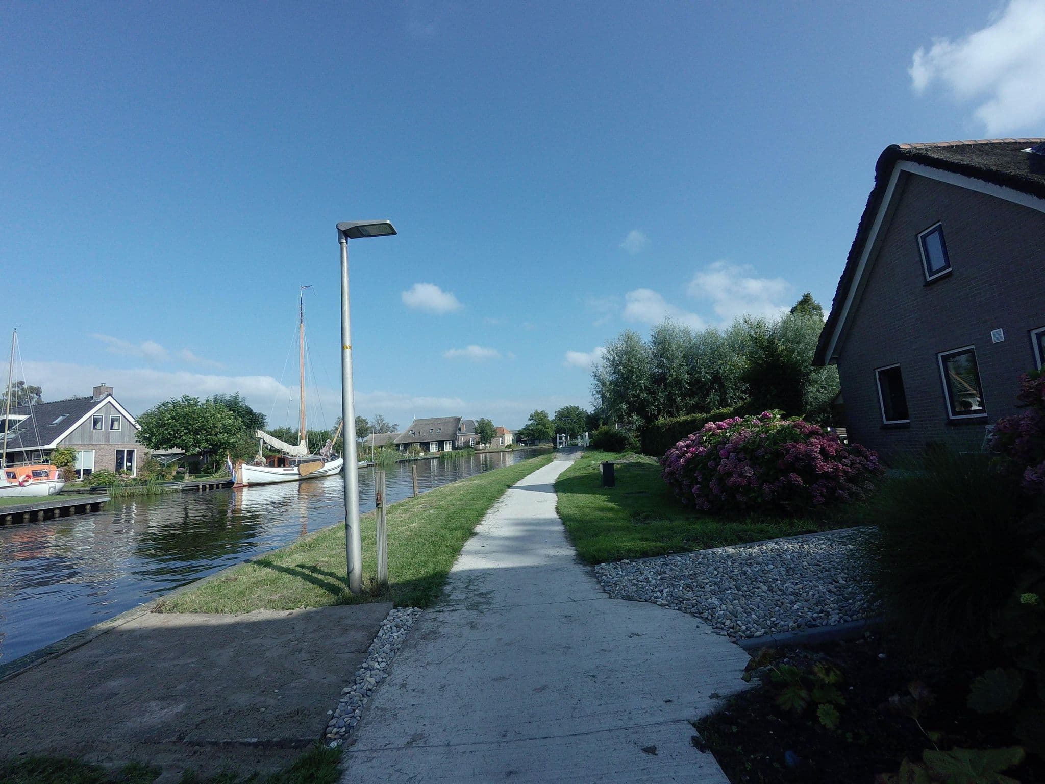 Street view near B&B de Tapuit, Blokzijl — © ankeric (CC BY-SA · Mapillary)