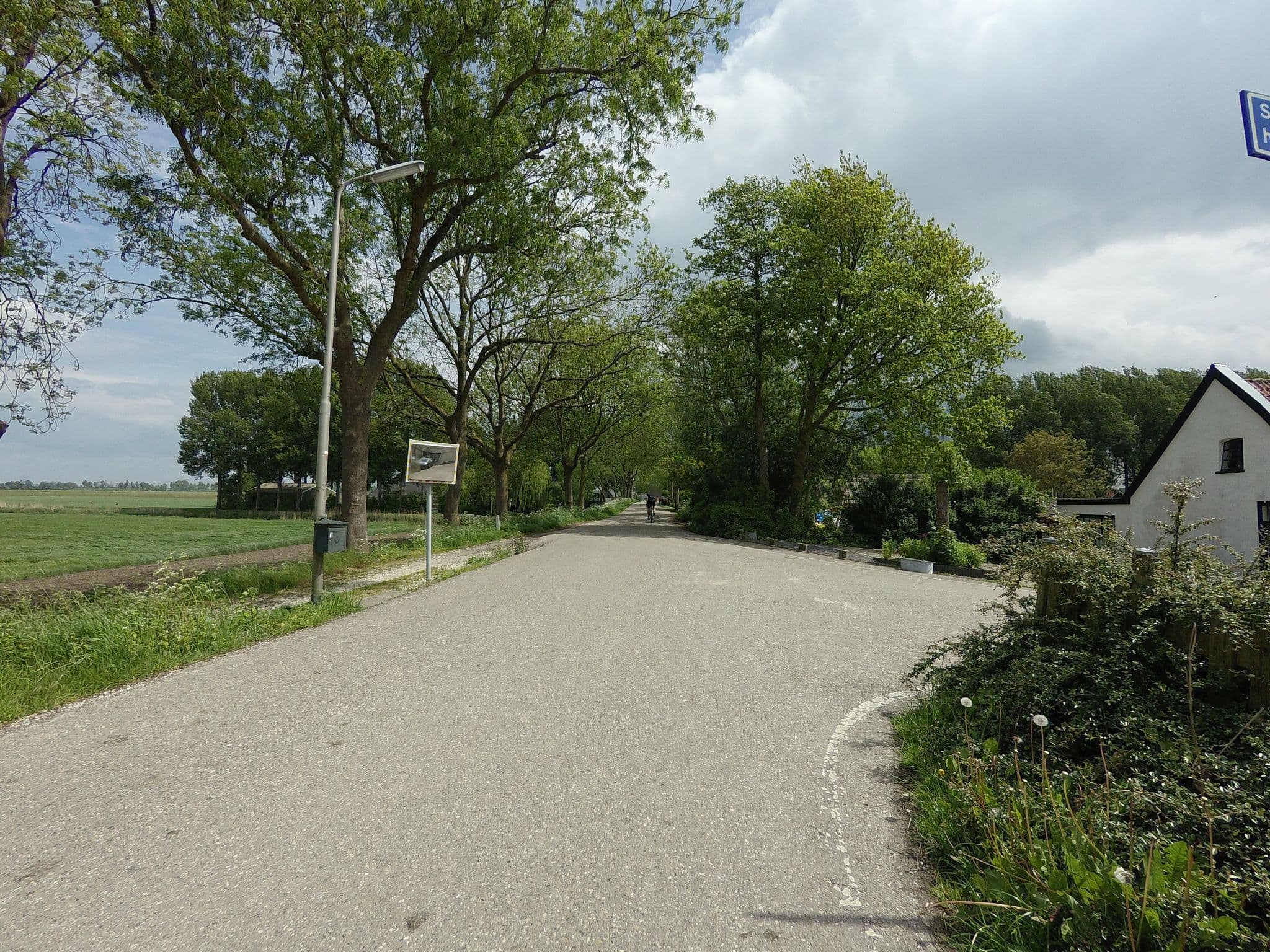 Street view near Het Atelier Schuring, Numansdorp — © ankeric (CC BY-SA · Mapillary)