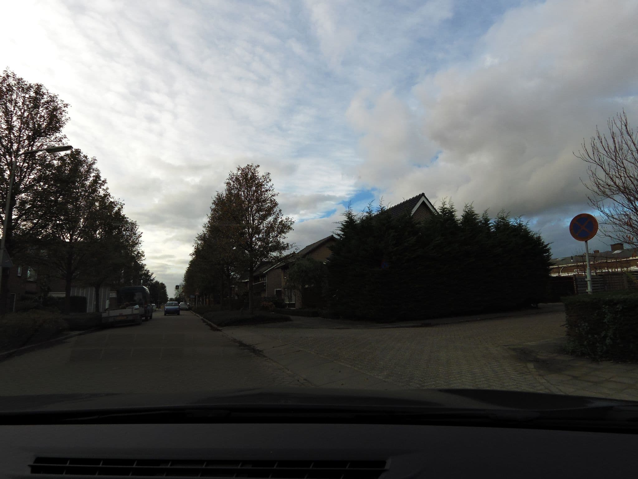 Street view near B&B Beelz, Numansdorp — © sander_h (CC BY-SA · Mapillary)
