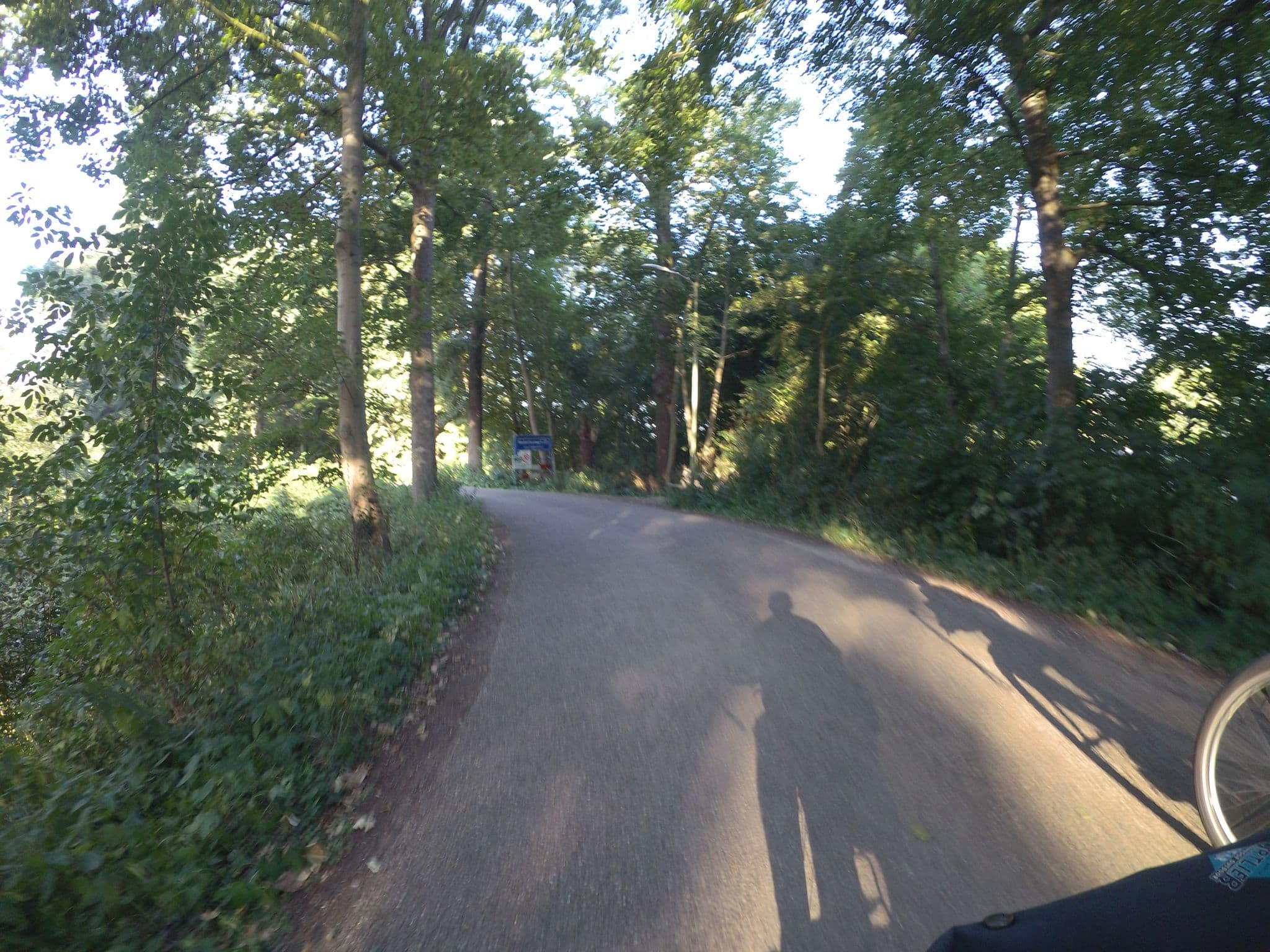 Street view near Natuurkampeerterrein Kasteel Nederhemert Zuid, Aalburg — © marczoutendijk (CC BY-SA · Mapillary)