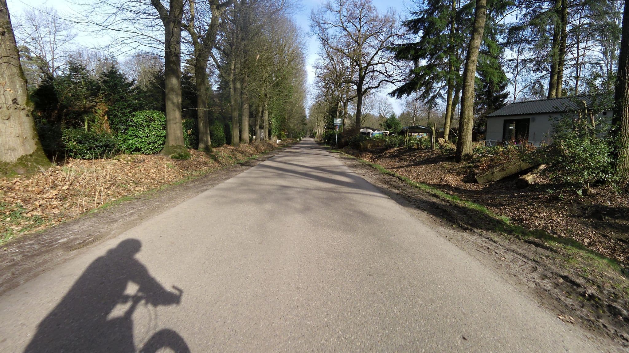 Street view near EuroParcs De Utrechtse Heuvelrug, Maarn — © multimodaal (CC BY-SA · Mapillary)