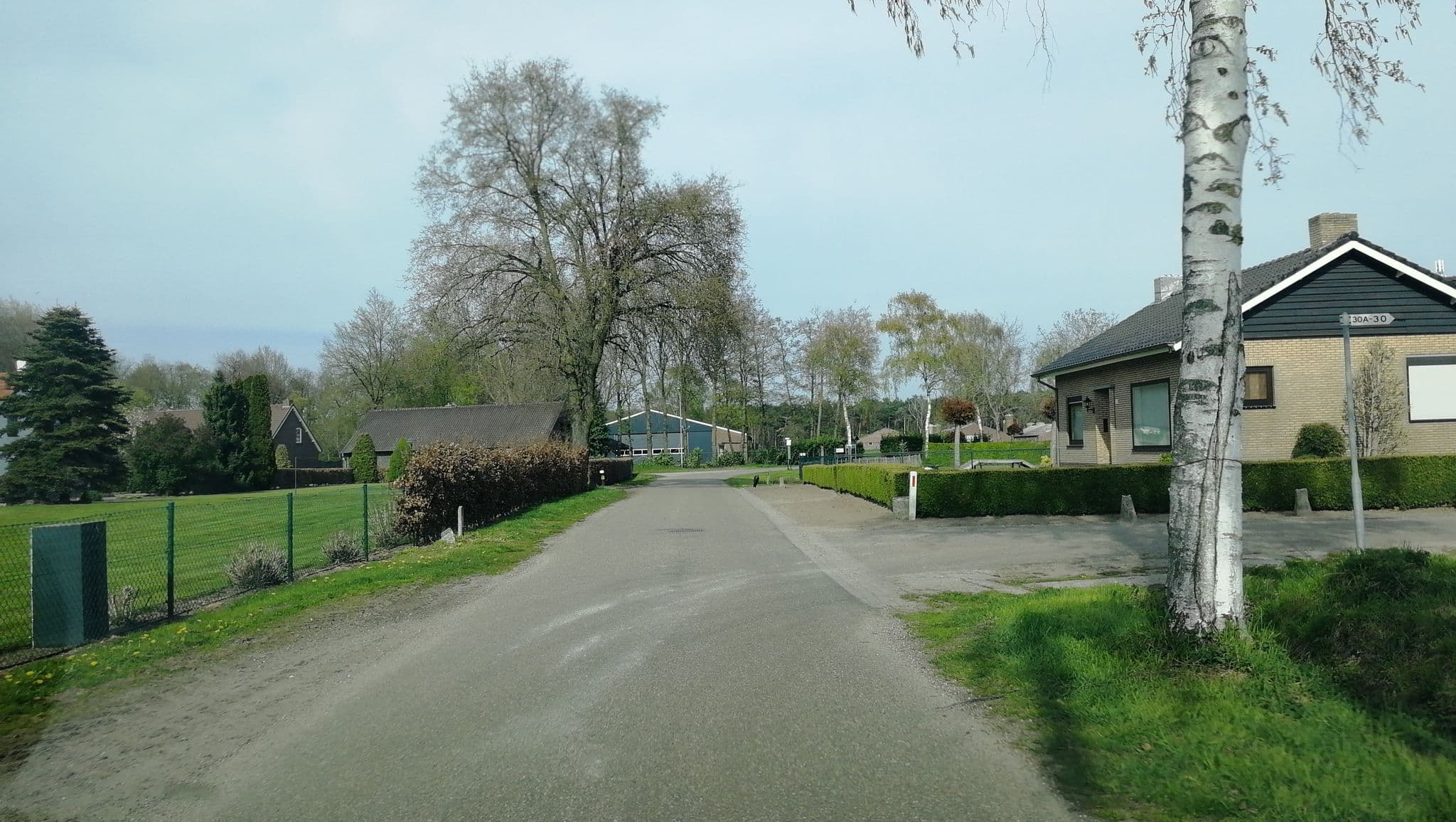 Street view near Camperplaats 't Rooth, Maasbree — © joopjrvdl (CC BY-SA · Mapillary)