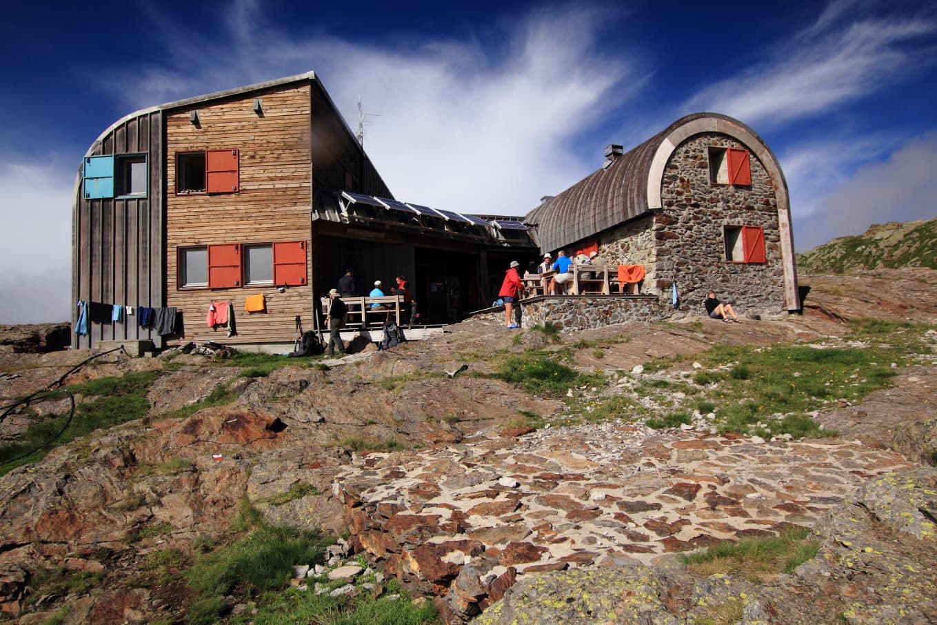 Refuge de l'Étang Fourcat (via Wikimedia Commons, CC BY-SA 2.0)