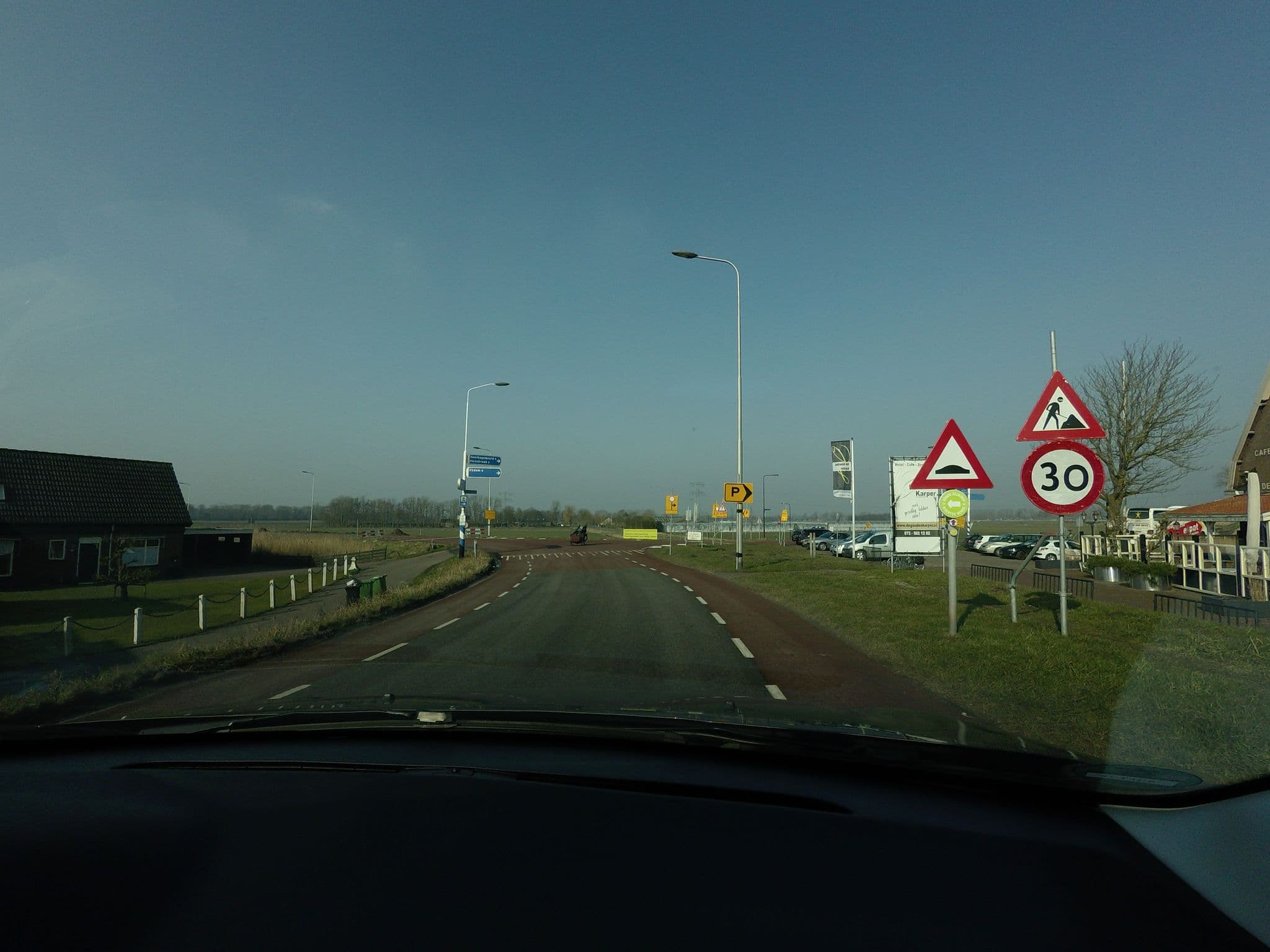 Street view near De Gouden Karper, Hensbroek — © ankeric (CC BY-SA · Mapillary)