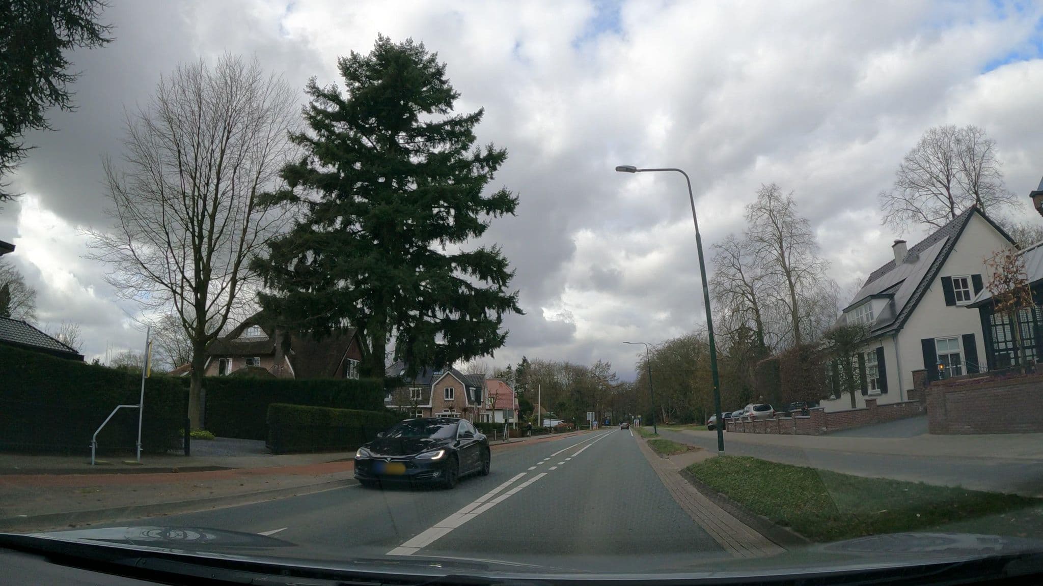 Street view near De Oude herbergh B&B, Oosterbeek — © thewizard (CC BY-SA · Mapillary)