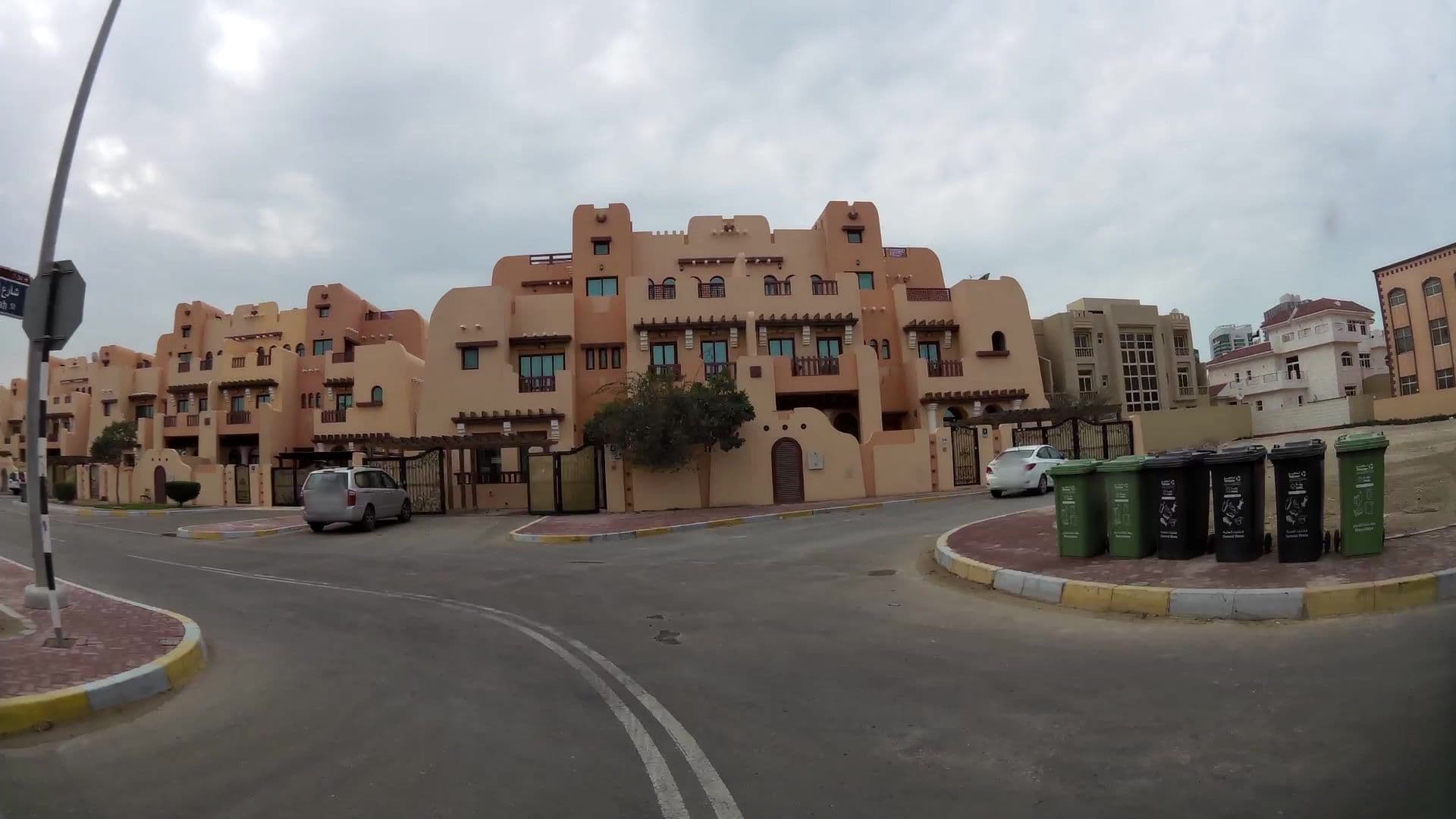 Street view near KEPCO Guest House, Abu Dhabi — © kaartcam (CC BY-SA · Mapillary)