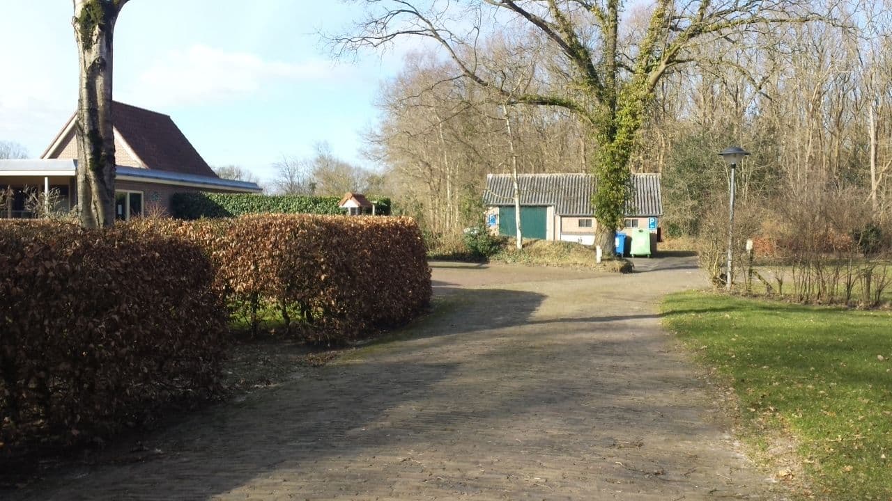 Street view near 't Kappie, Tuk — © arvdk (CC BY-SA · Mapillary)