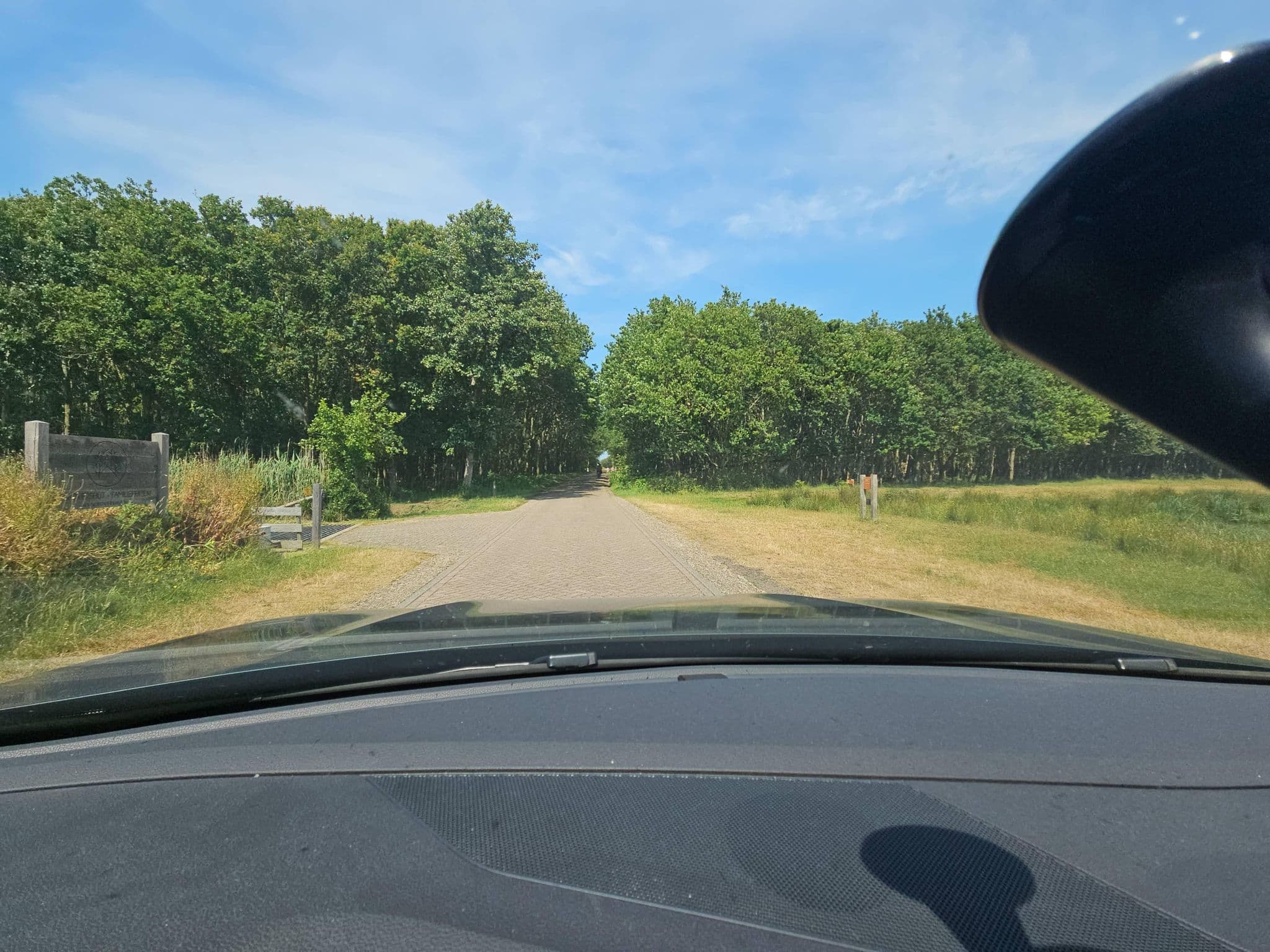Street view near De Rovershut, De Koog — © toho (CC BY-SA · Mapillary)