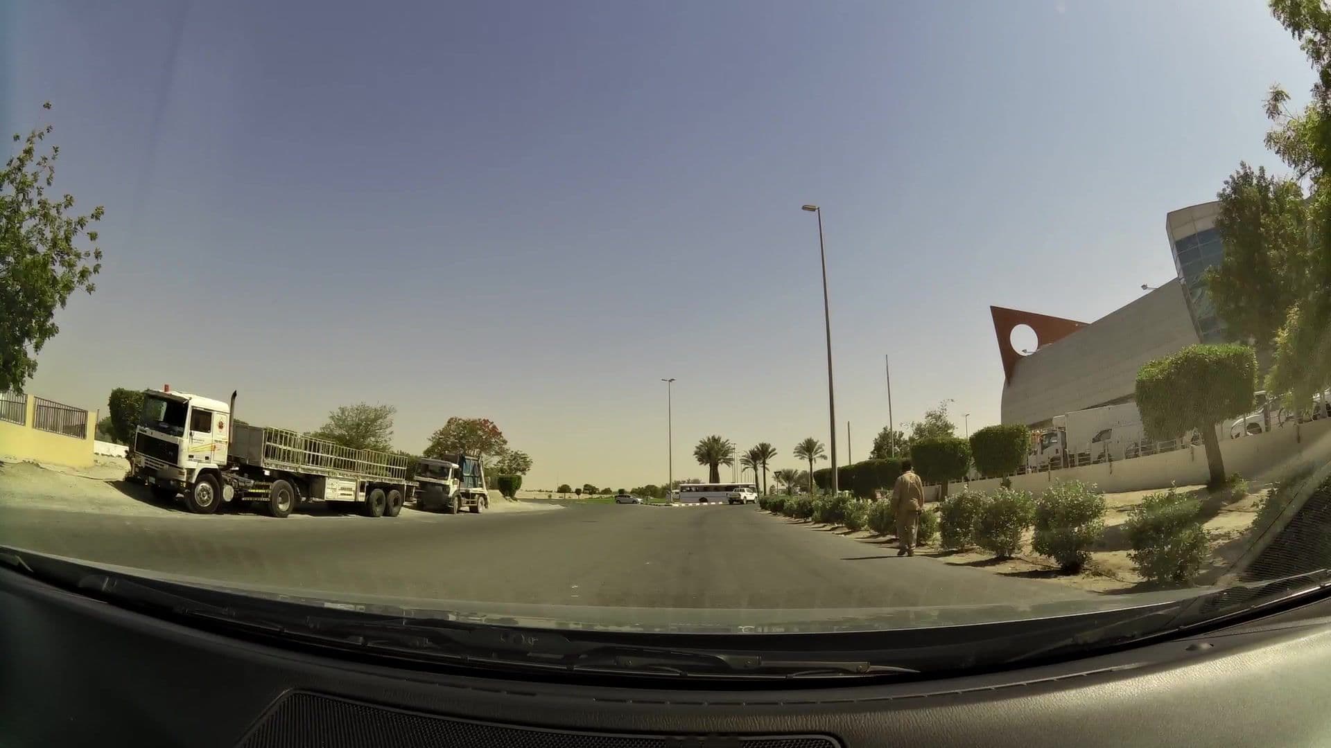 Street view near ramla market, Dubai Investments Park — © kaartcam (CC BY-SA · Mapillary)