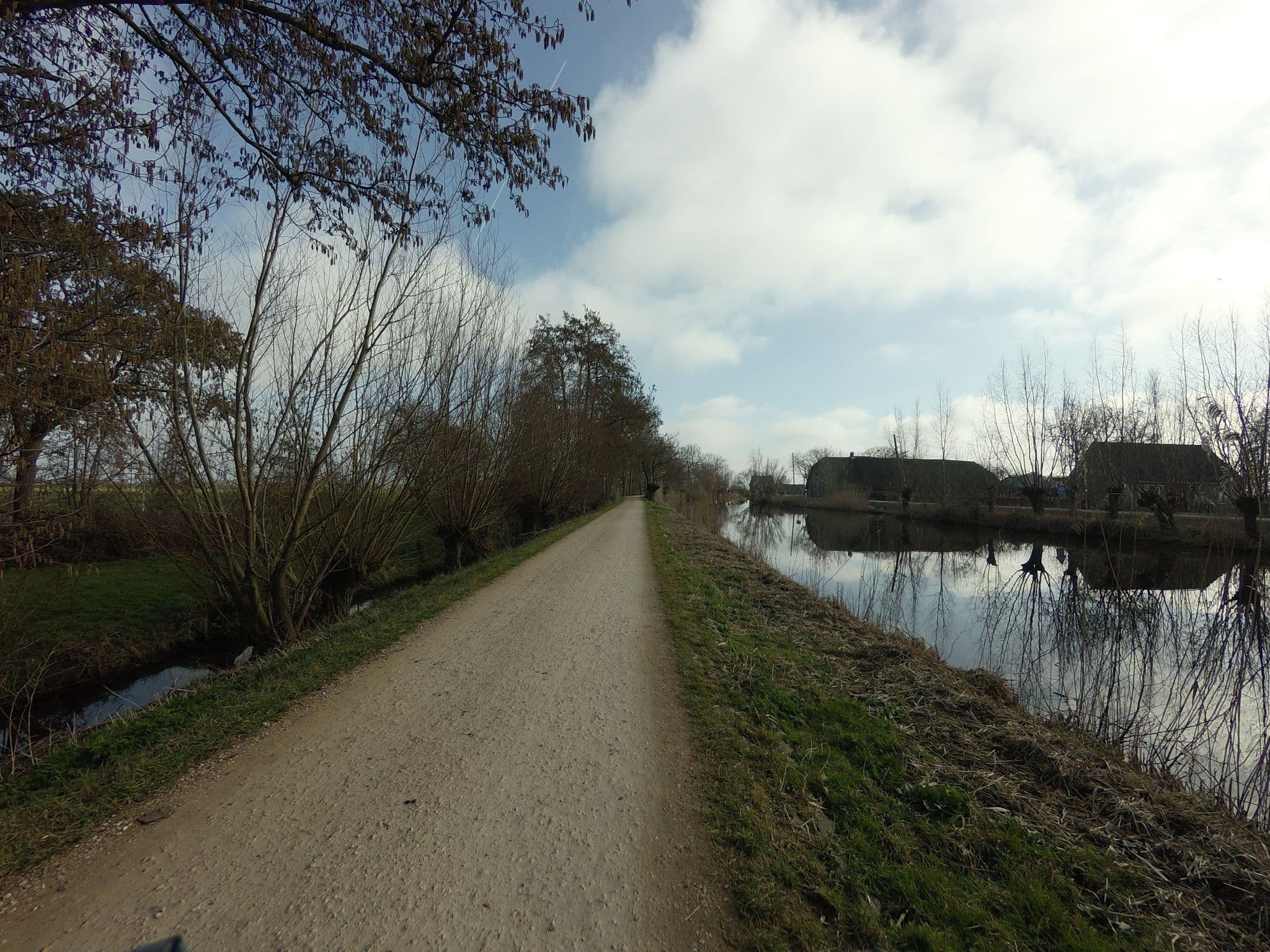 Street view near NTKC De Ronde Hoek, Haastrecht — © ankeric (CC BY-SA · Mapillary)