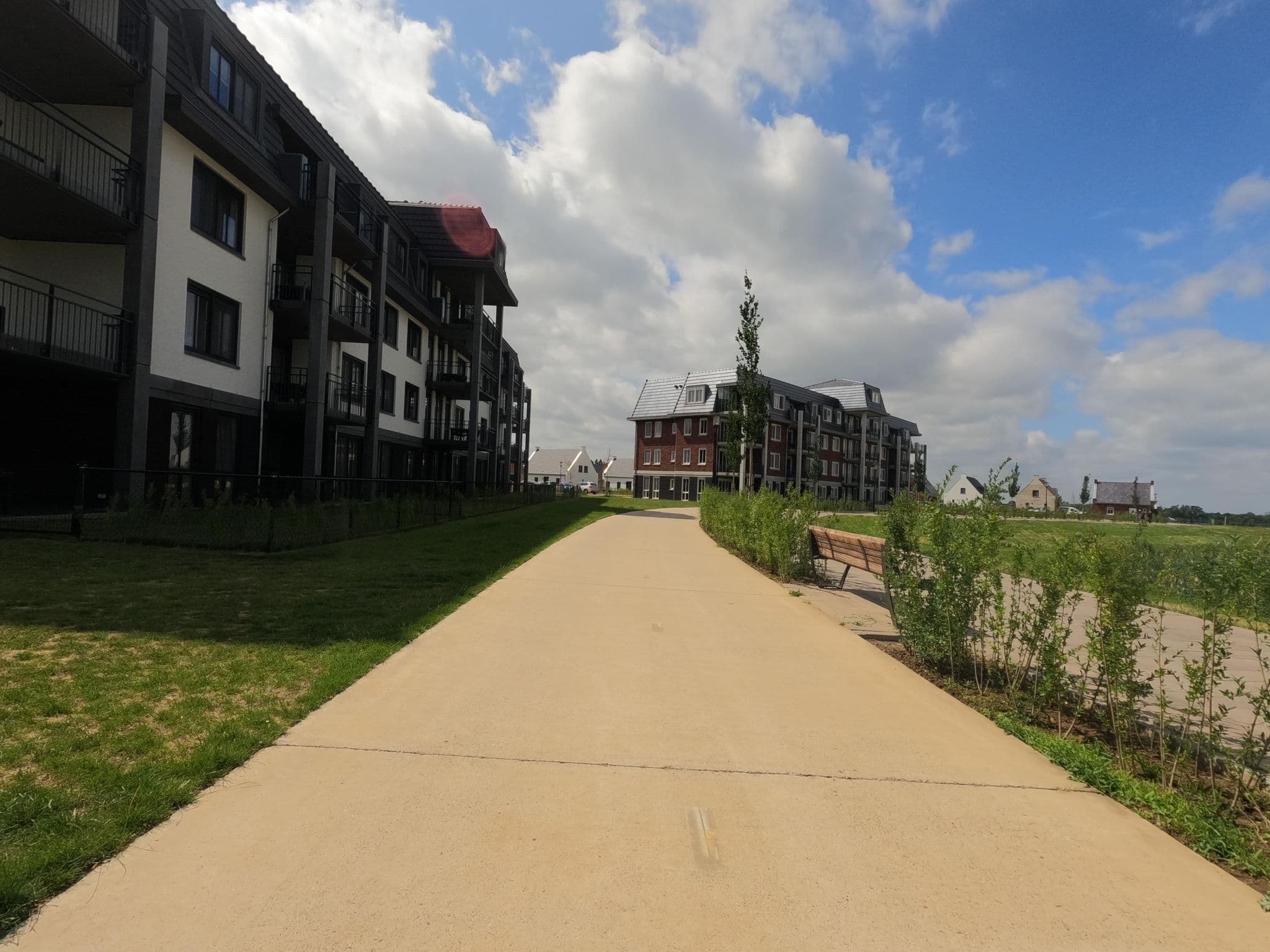 Street view near Thorn T21-T40, Thorn — © hektor1989 (CC BY-SA · Mapillary)