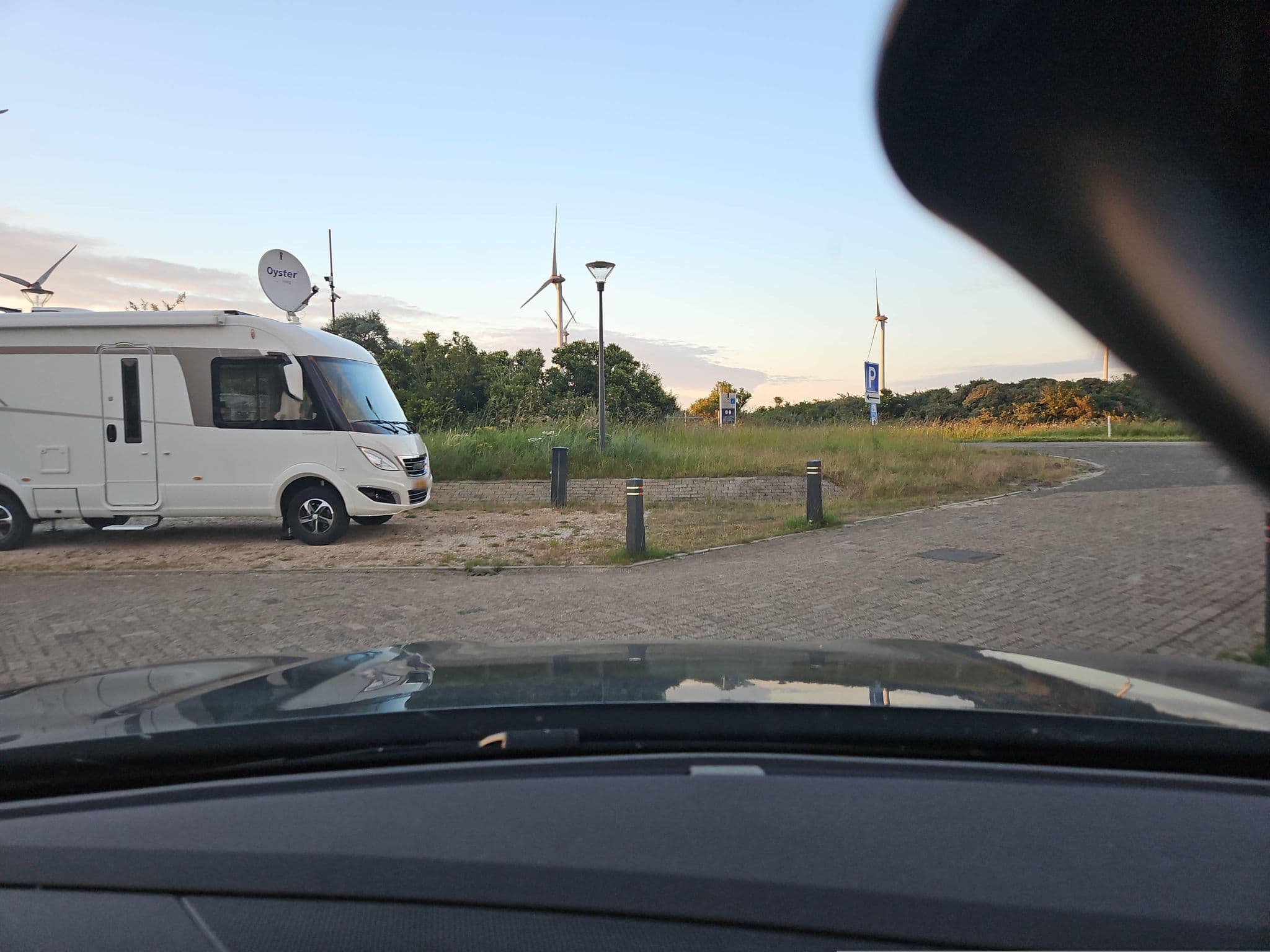 Street view near Camperplaats Krammersluizen, Bruinisse, Bruinisse — © toho (CC BY-SA · Mapillary)