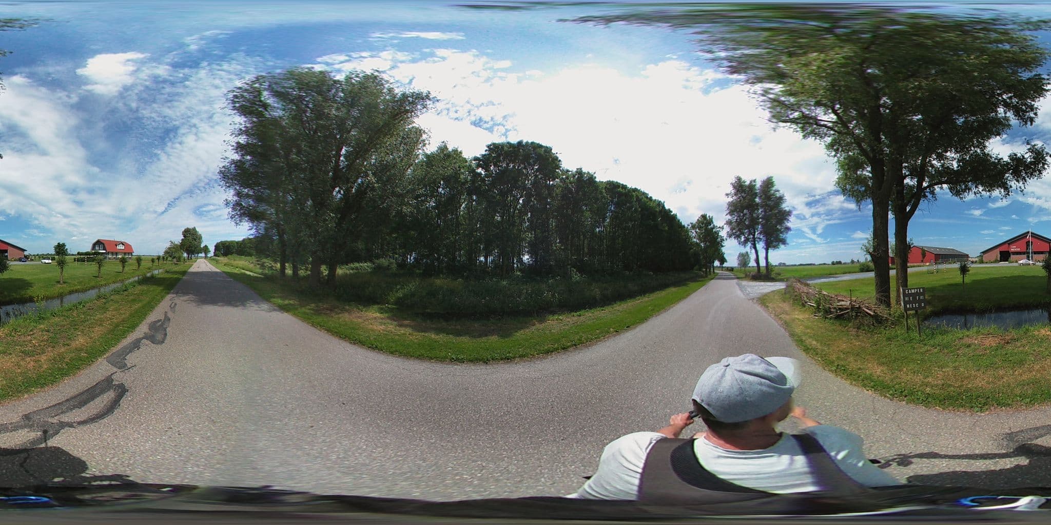 Street view near Campererf Farm Nescio, Bleskensgraaf — © micmin1972 (CC BY-SA · Mapillary)
